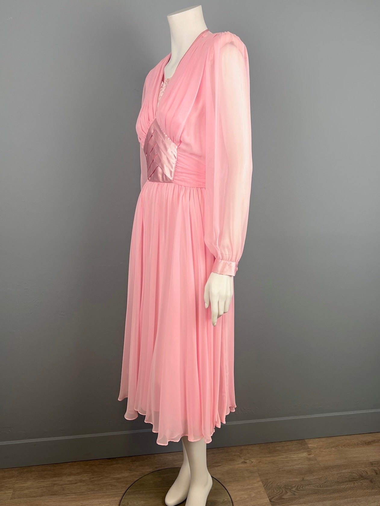 1980s Flowy Pink Chiffon Dress, Flattering Draped Pink Chiffon Dress, Size S