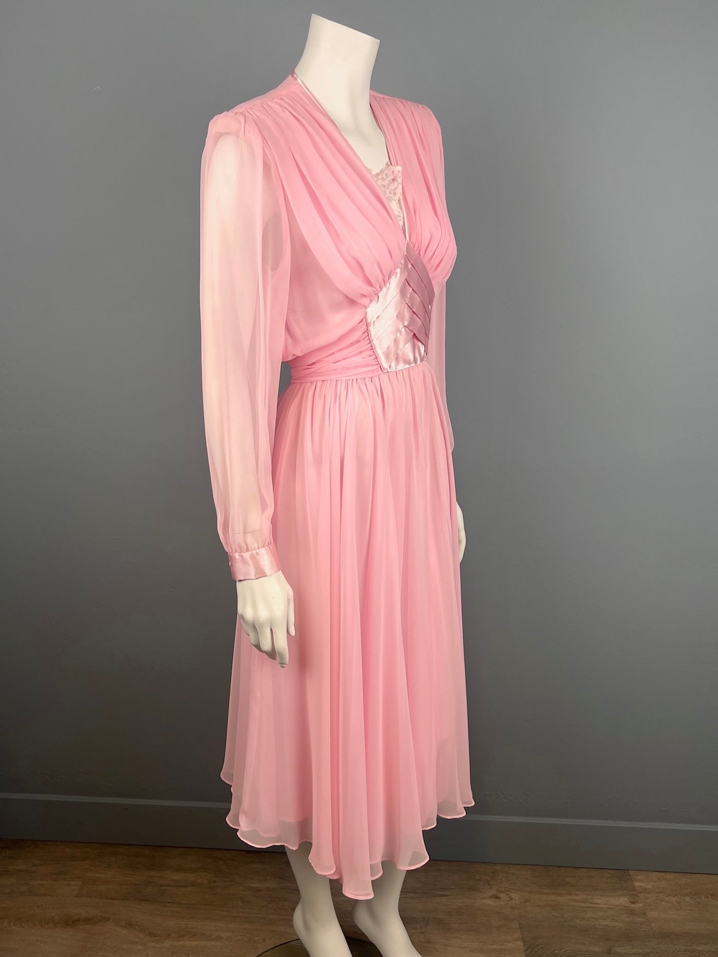 1980s Flowy Pink Chiffon Dress, Flattering Draped Pink Chiffon Dress, Size S