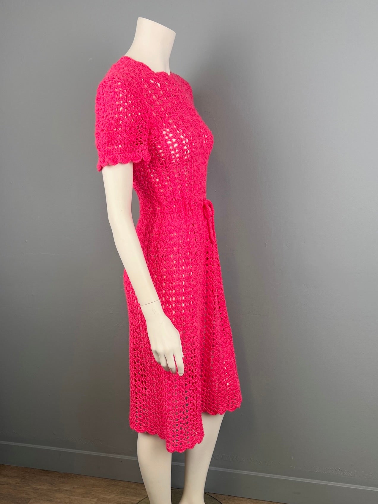 1960/70s Hand Crocheted Dress, Vintage Hot Pink Mod Crochet Dress, Size Small