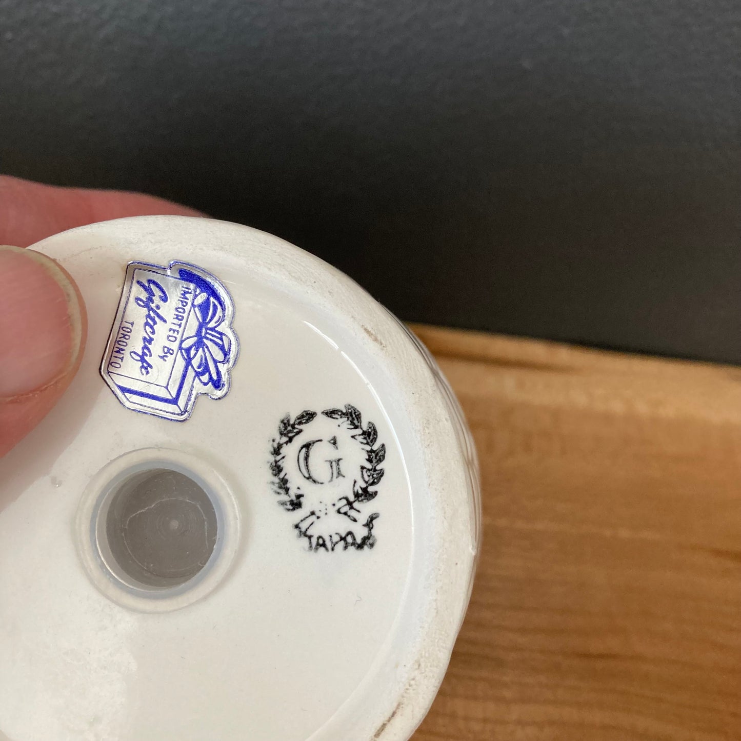 Mid Century Two Piece Hen on Nest Salt and Pepper Shaker by Giftcraft