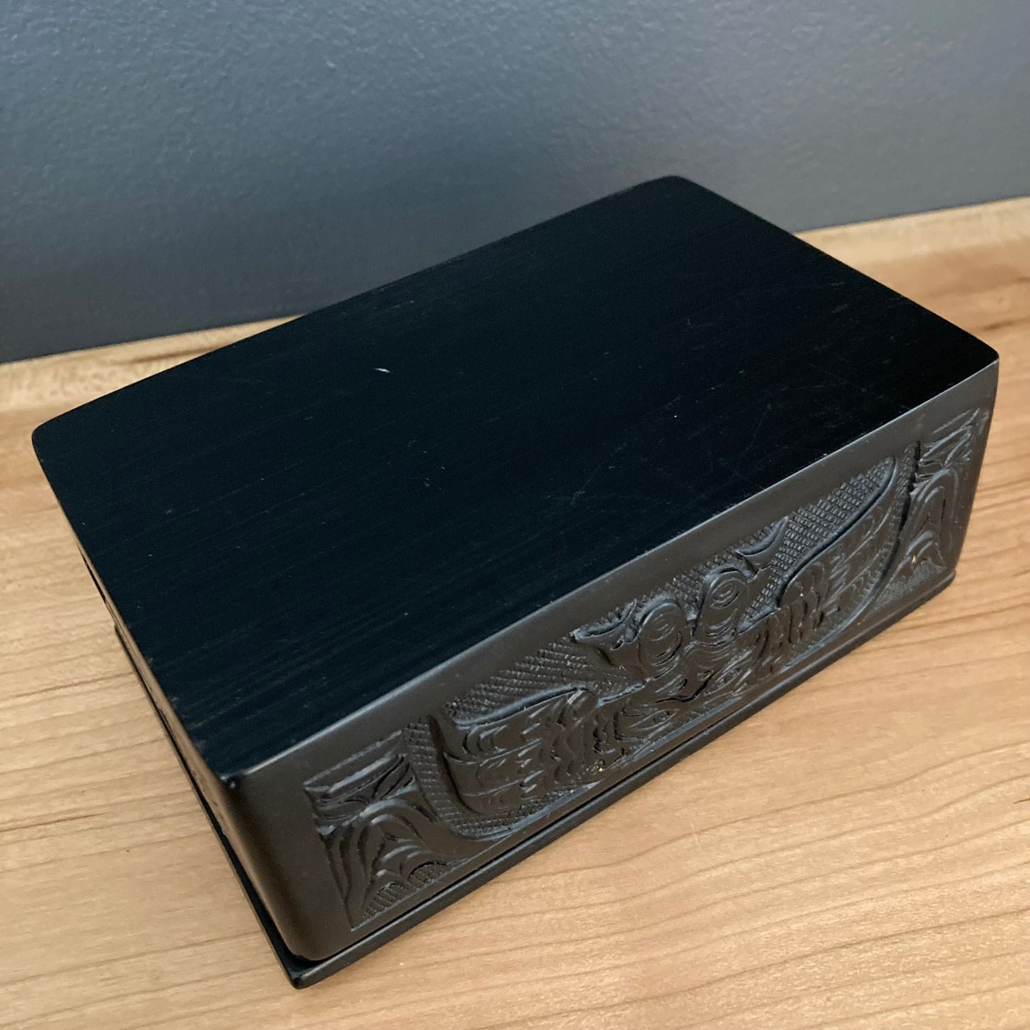 Vintage Pearlite First Nations Design Box