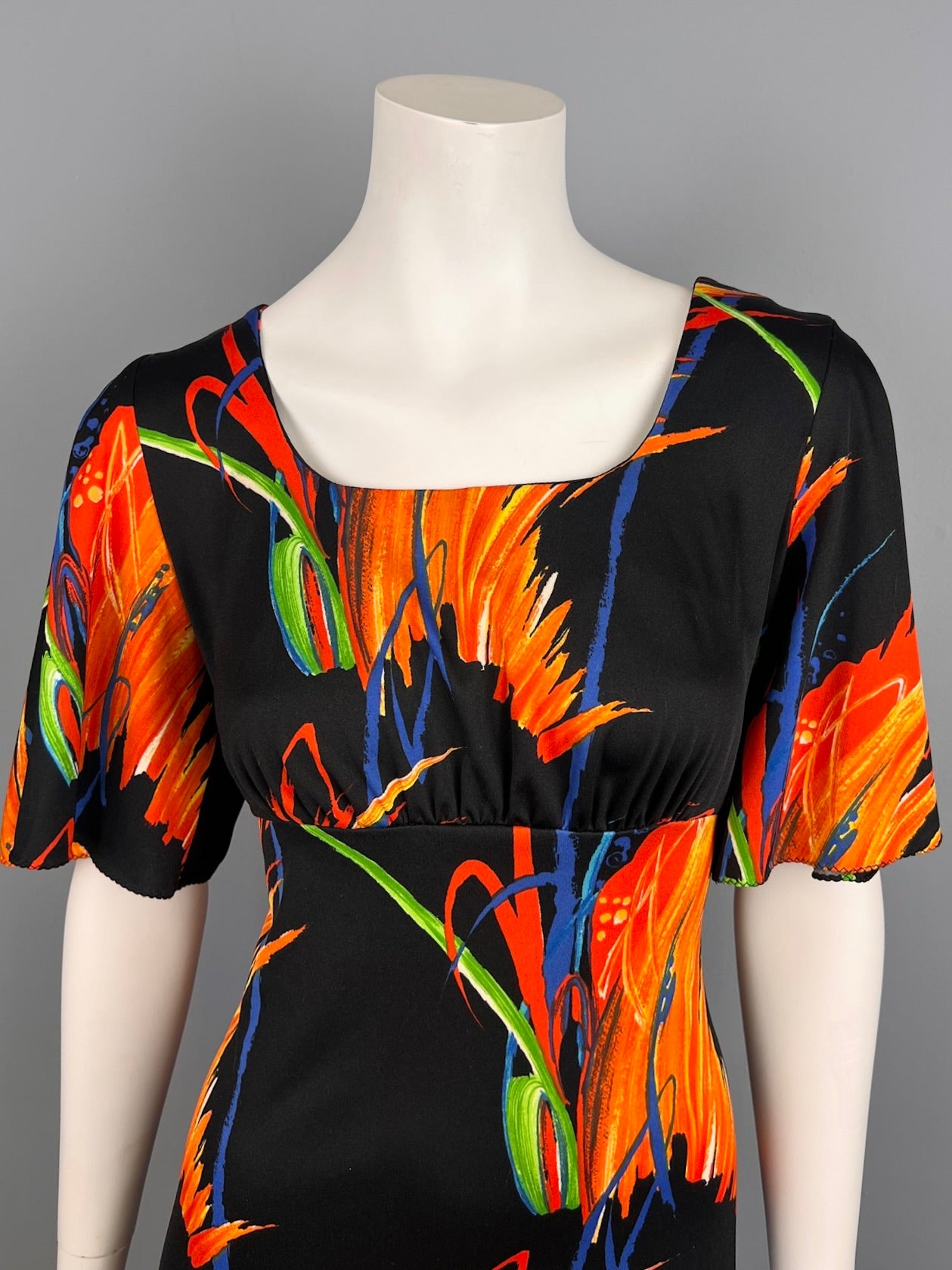 1970s Abstract Print Maxi with Bell Sleeves, Mod 70s Maxi, Size S/M