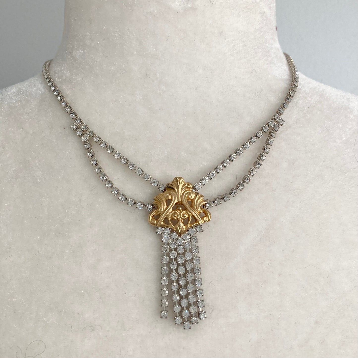 Delicate Art Nouveau Style Rhinestone Necklace