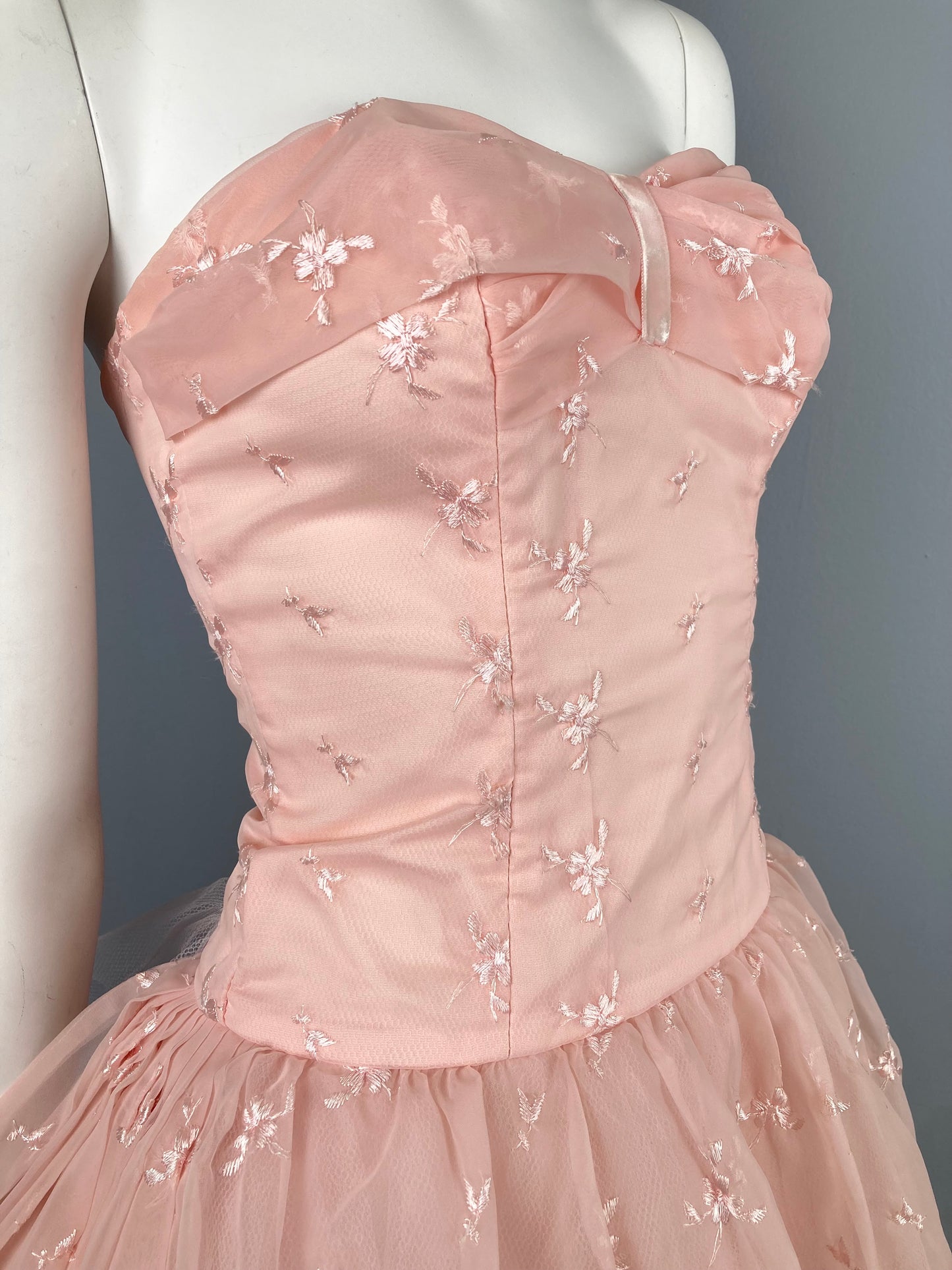 Sweet Pink 1950s Prom Dress, Vintage Embroidered Chiffon and Tulle Prom Dress, Size XS