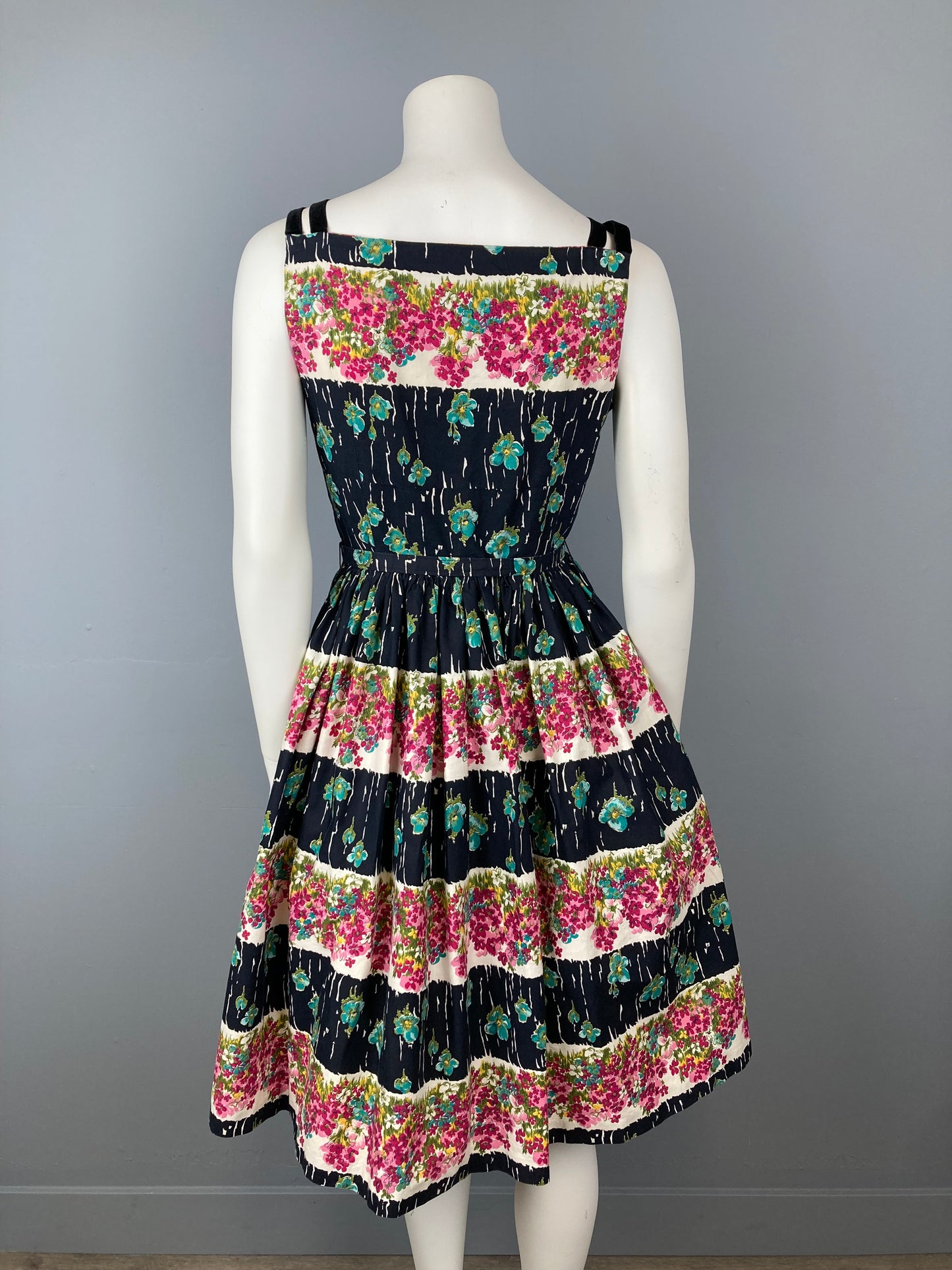 1950s Cotton Summer Dress, Vintage Fit and Flare, Size Small