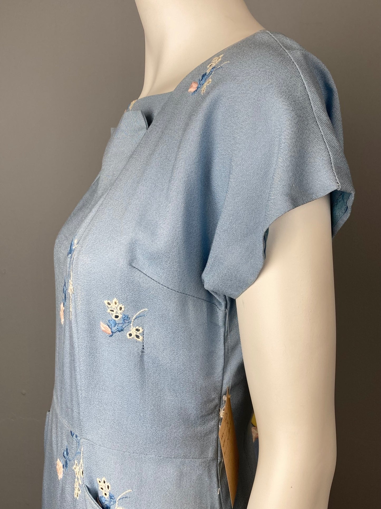 1960s Embroidered Cotton/Linen Dress, Size M, Vintage Summer Afternoon Dress
