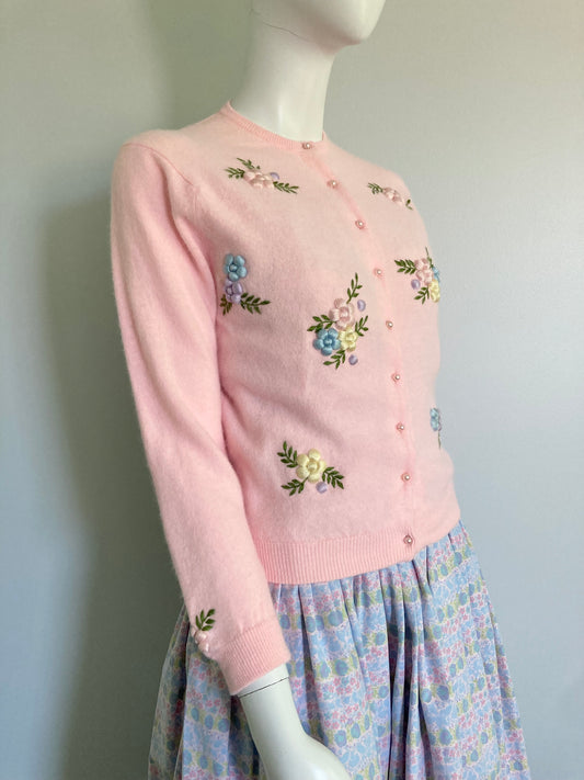 1950/60s Cozy Pink Embroidered Cardigan
