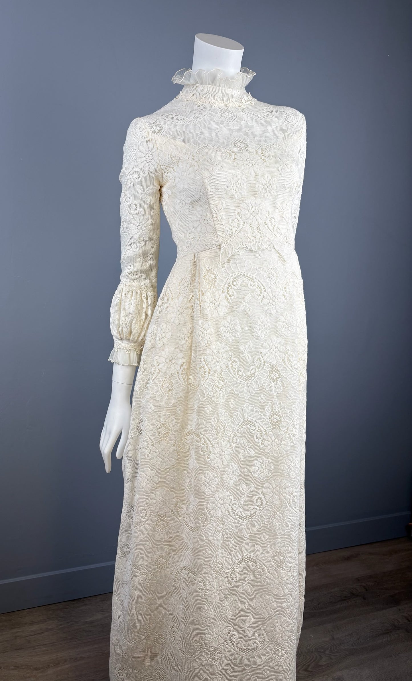 1960/70s Lace Wedding Dress, Penny Lane, Size S