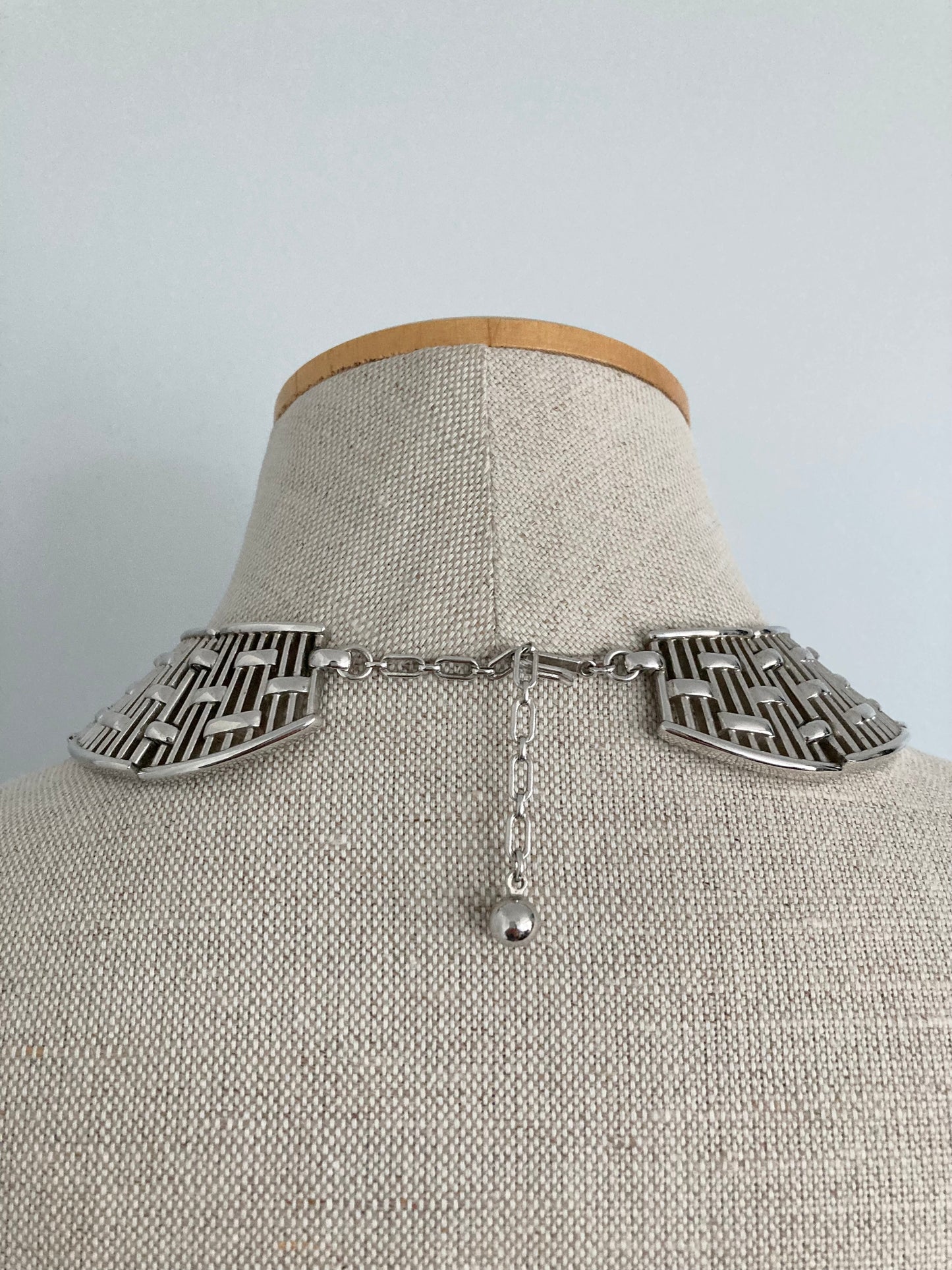 70s Trafari Wide Silver Collar Necklace, Egyptian Style Adjustable Necklace, 70s Modernist Style Chunky Collar Necklace