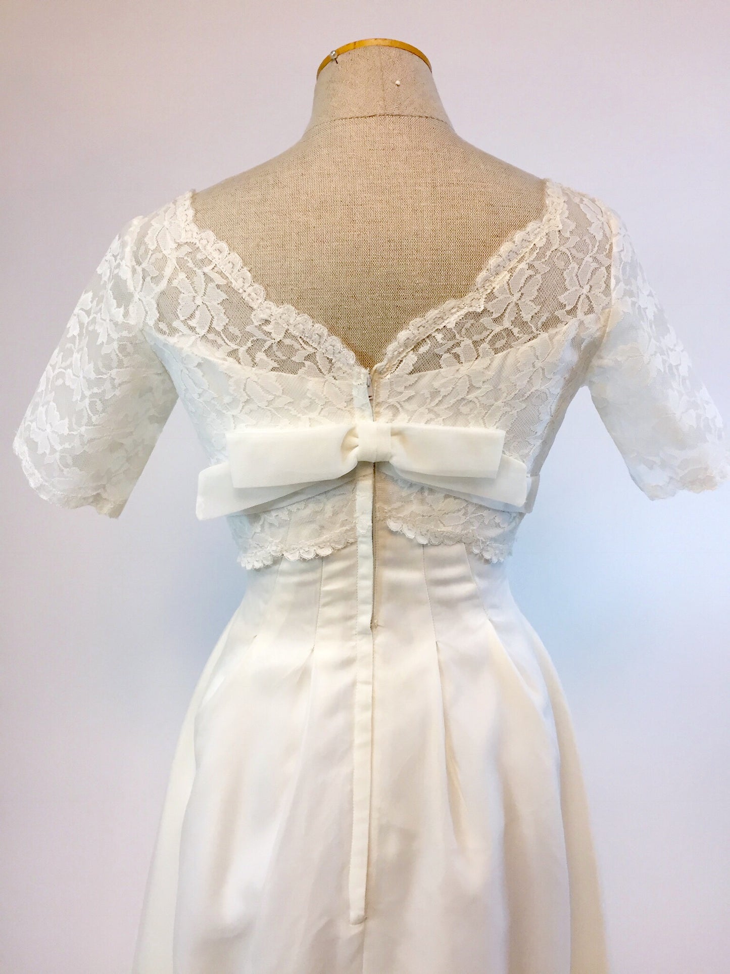 Sweet Marie 1960s Wedding dress - Antiquaire Boutique