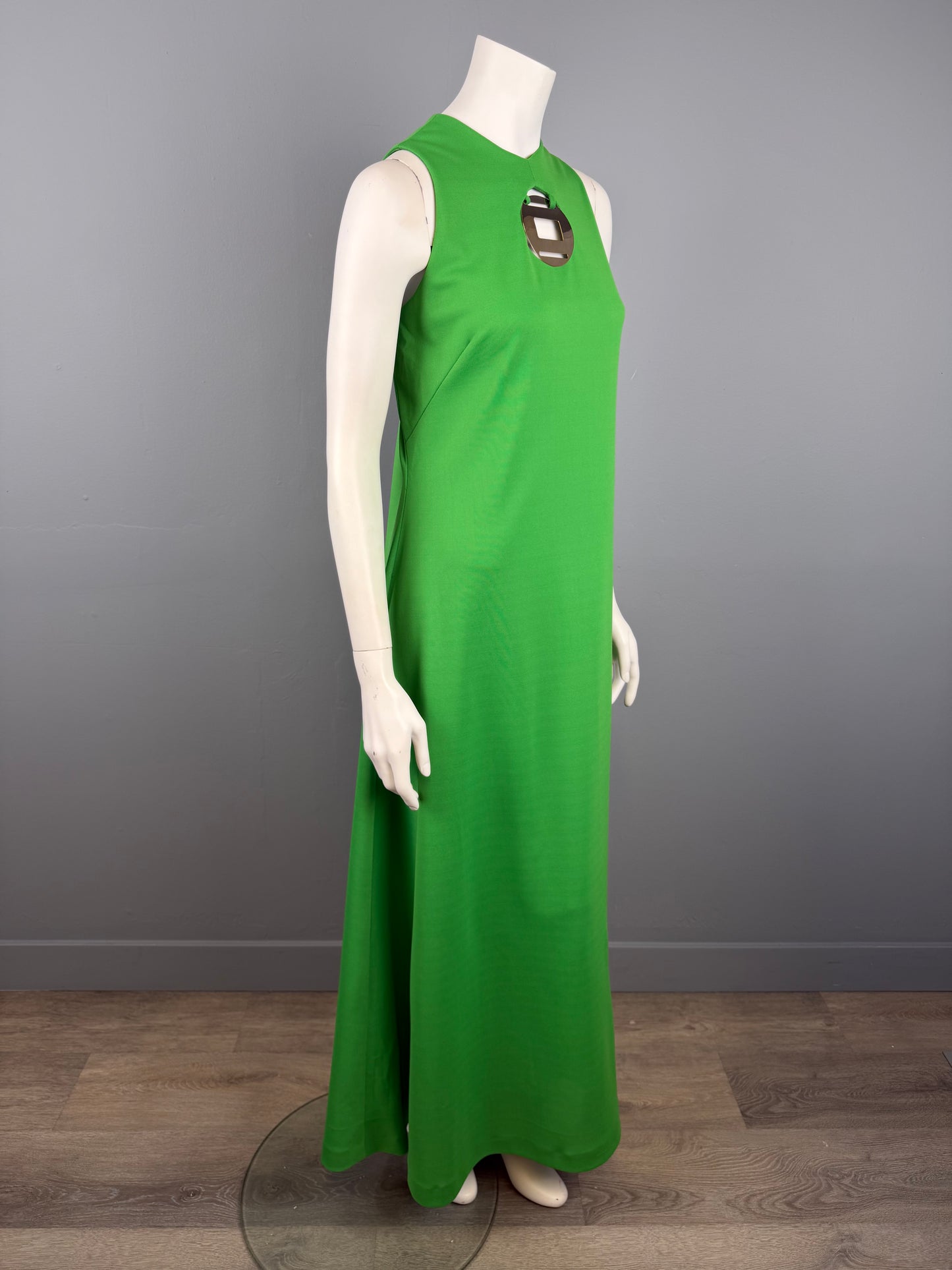 1970s Kelly Green Maxi Dress with Mod Cut-out and Medallion Detail, Size L