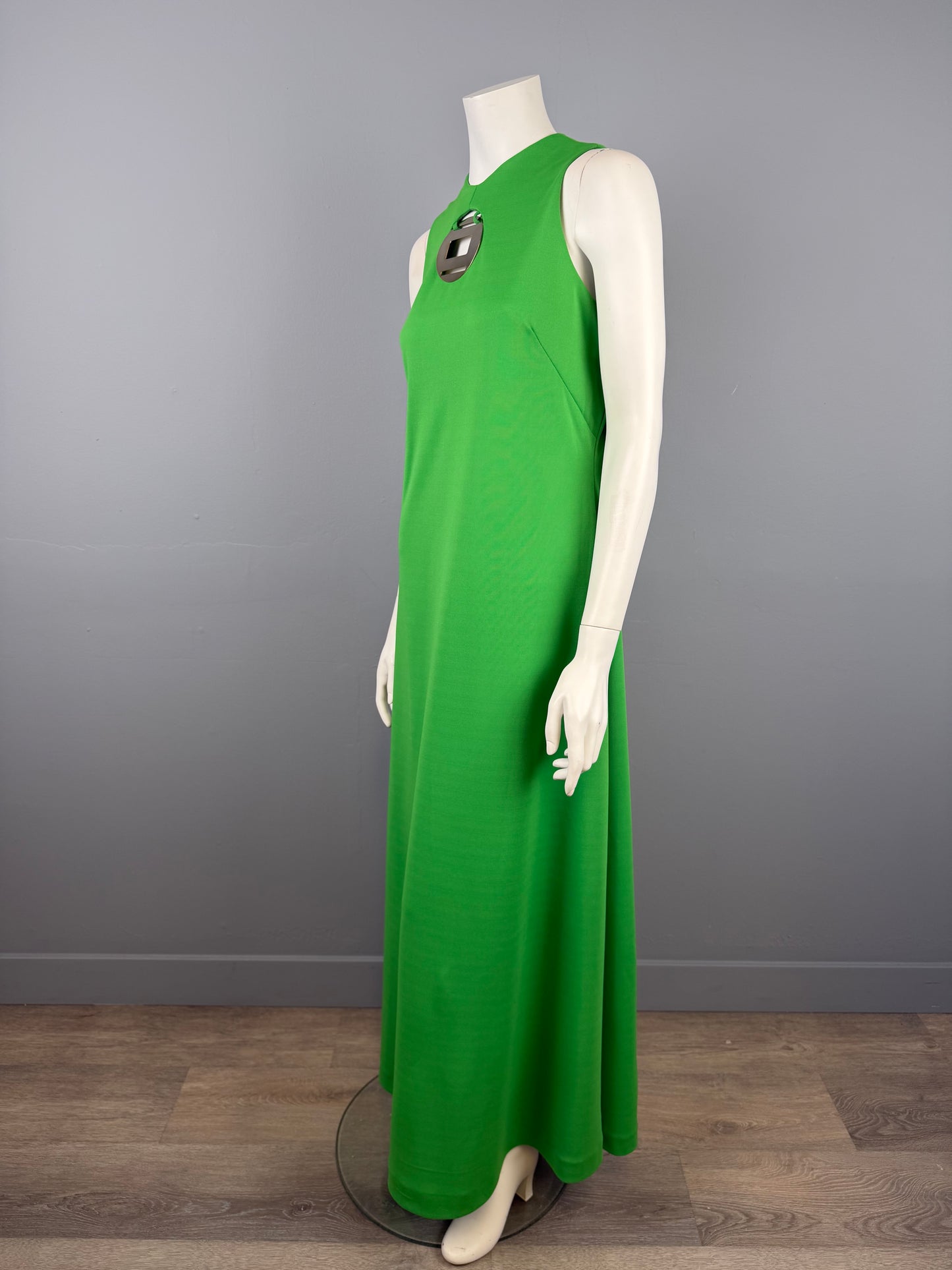 1970s Kelly Green Maxi Dress with Mod Cut-out and Medallion Detail, Size L