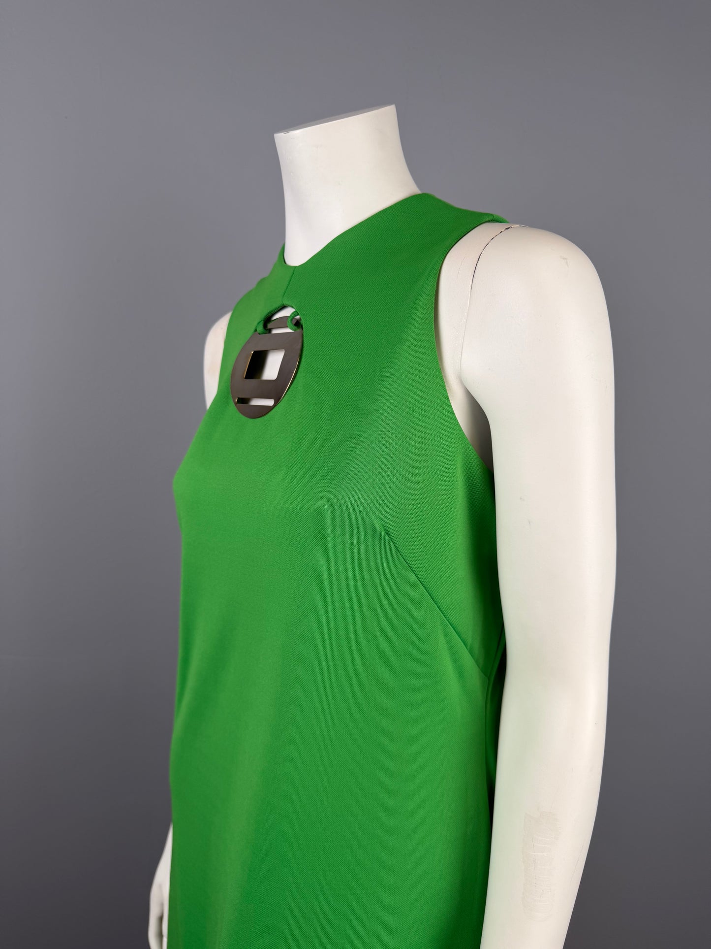 1970s Kelly Green Maxi Dress with Mod Cut-out and Medallion Detail, Size L