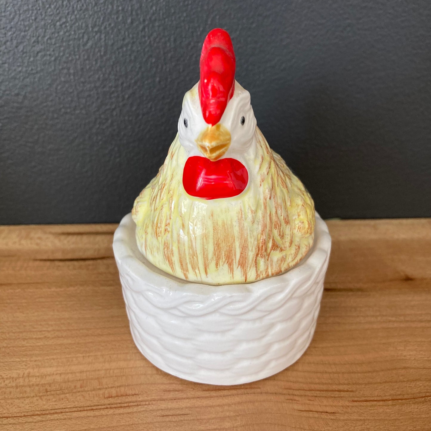 Mid Century Two Piece Hen on Nest Salt and Pepper Shaker by Giftcraft