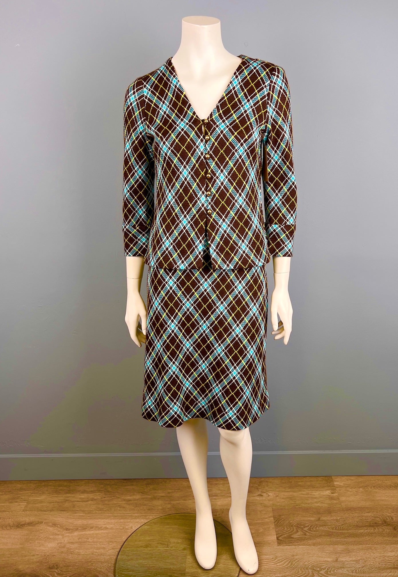 1970s Sweater Knit Skirt and jacket Set, Size S, Ladies Plaid Sweater Knit Suit