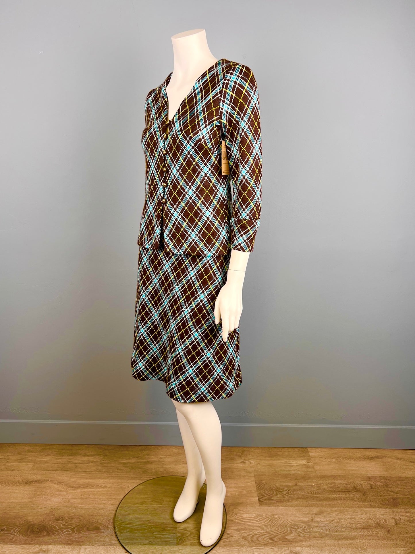 1970s Sweater Knit Skirt and jacket Set, Size S, Ladies Plaid Sweater Knit Suit