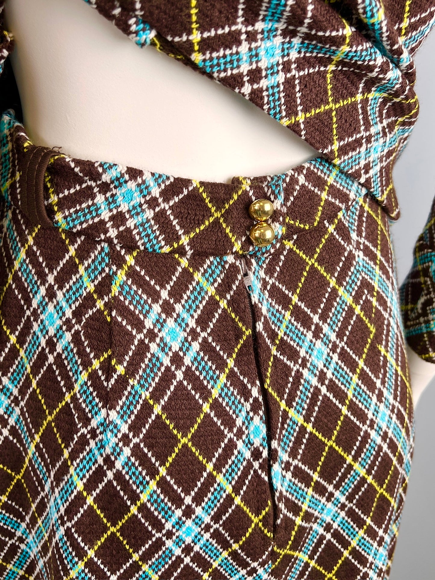 1970s Sweater Knit Skirt and jacket Set, Size S, Ladies Plaid Sweater Knit Suit