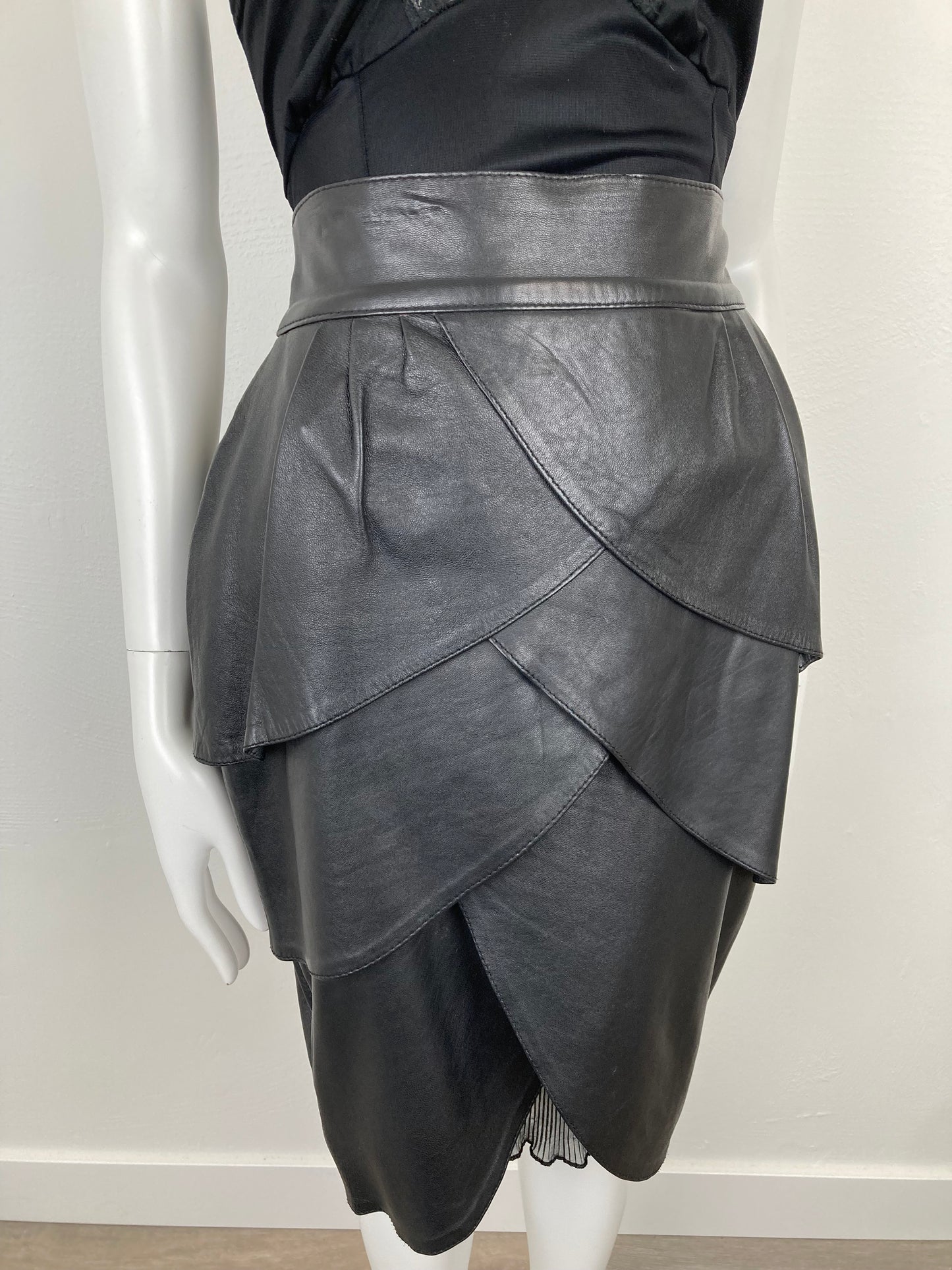 80s Black Leather Petal Tiered Skirt, Italian Leather Skirt, Funky Hight Waisted Black Leather Skirt