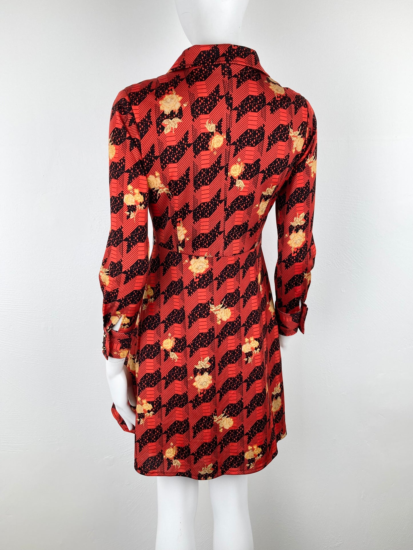 Mod 70s Burnt Orange And Black Knit Mini Dress, Mod shirtwaist 70s Dress, Size S