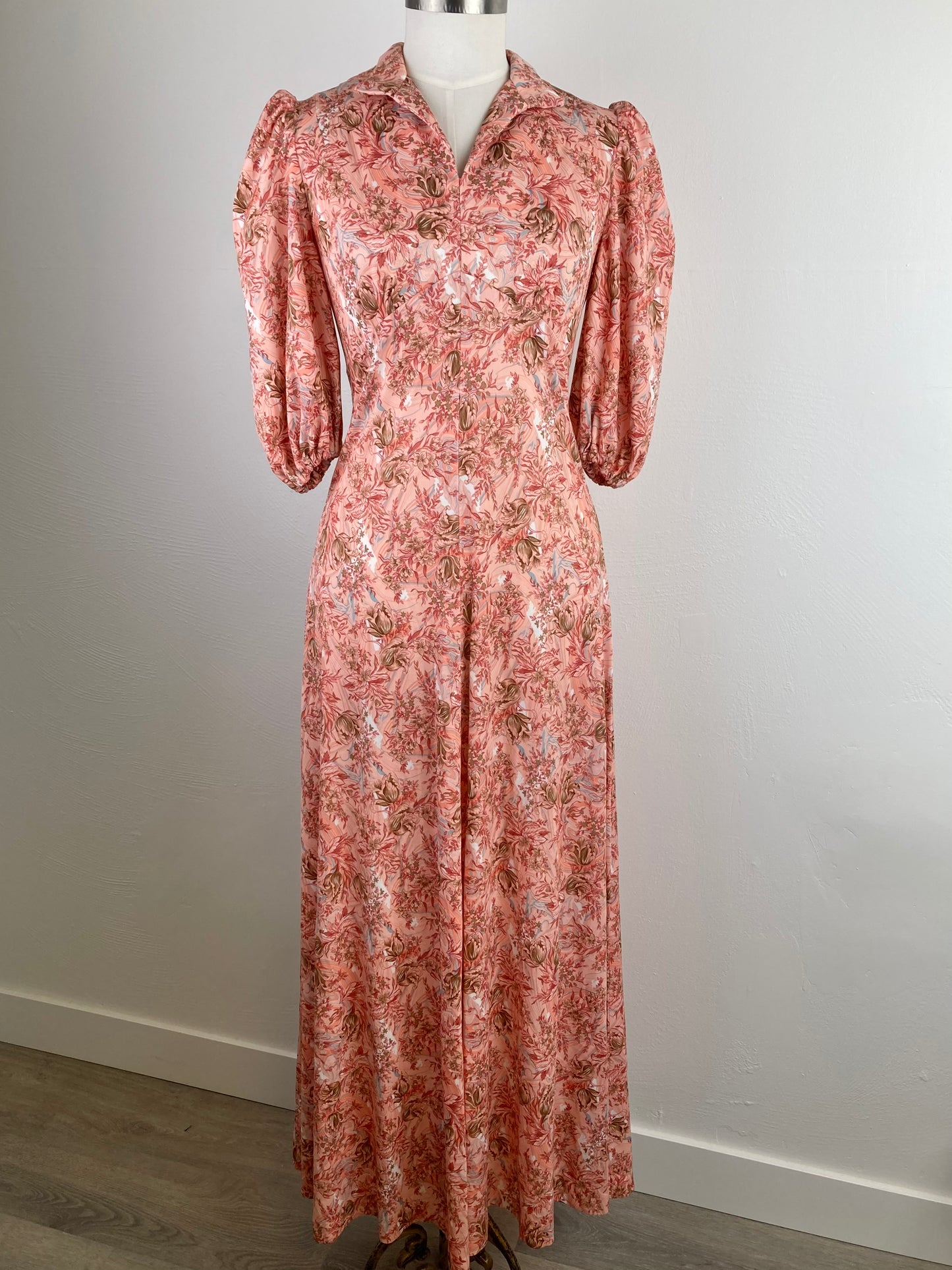 70s Does 30s Floral Maxi Dress, 1970s Peach Floral Maxi Dress, Size S