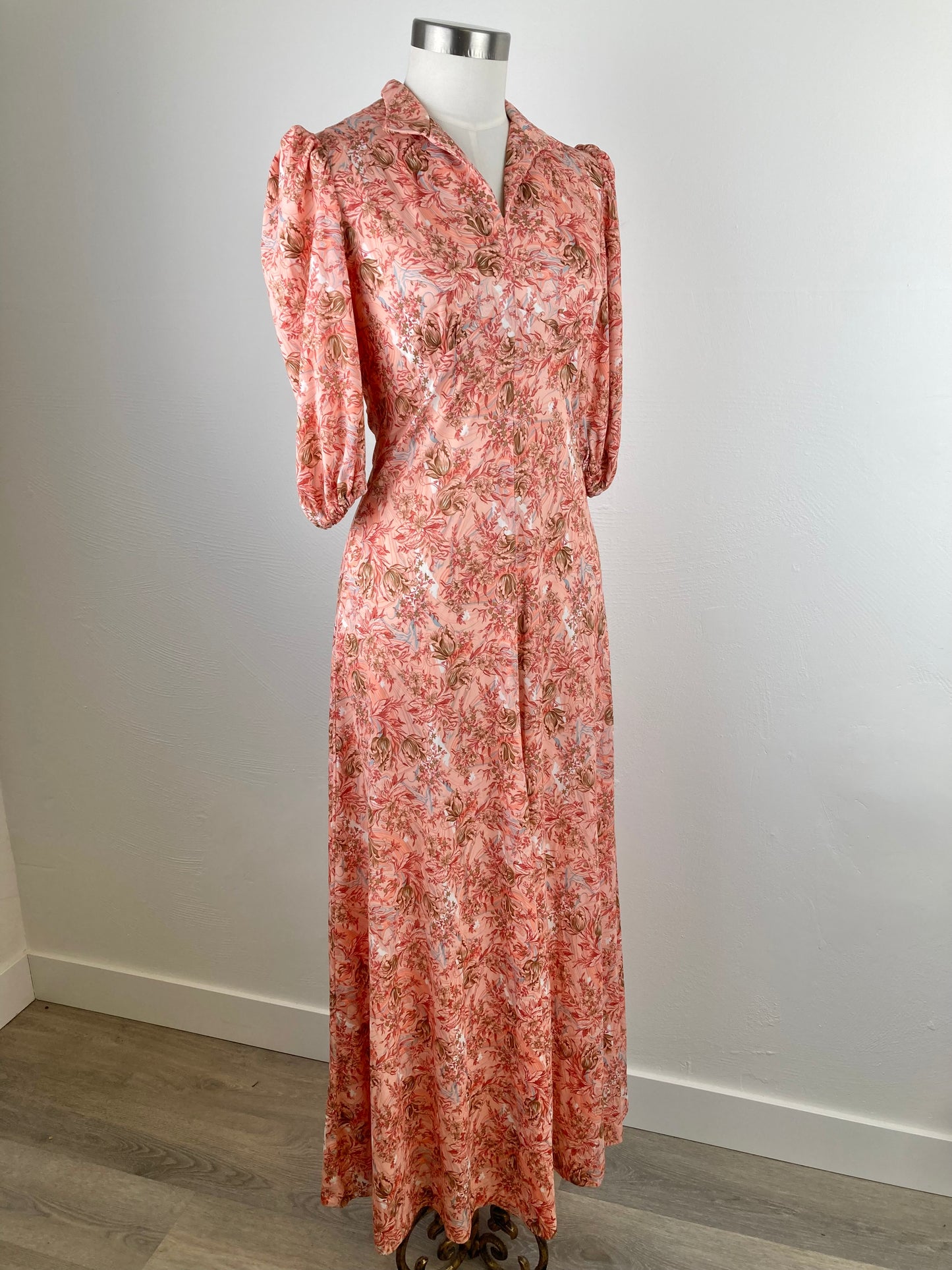 70s Does 30s Floral Maxi Dress, 1970s Peach Floral Maxi Dress, Size S