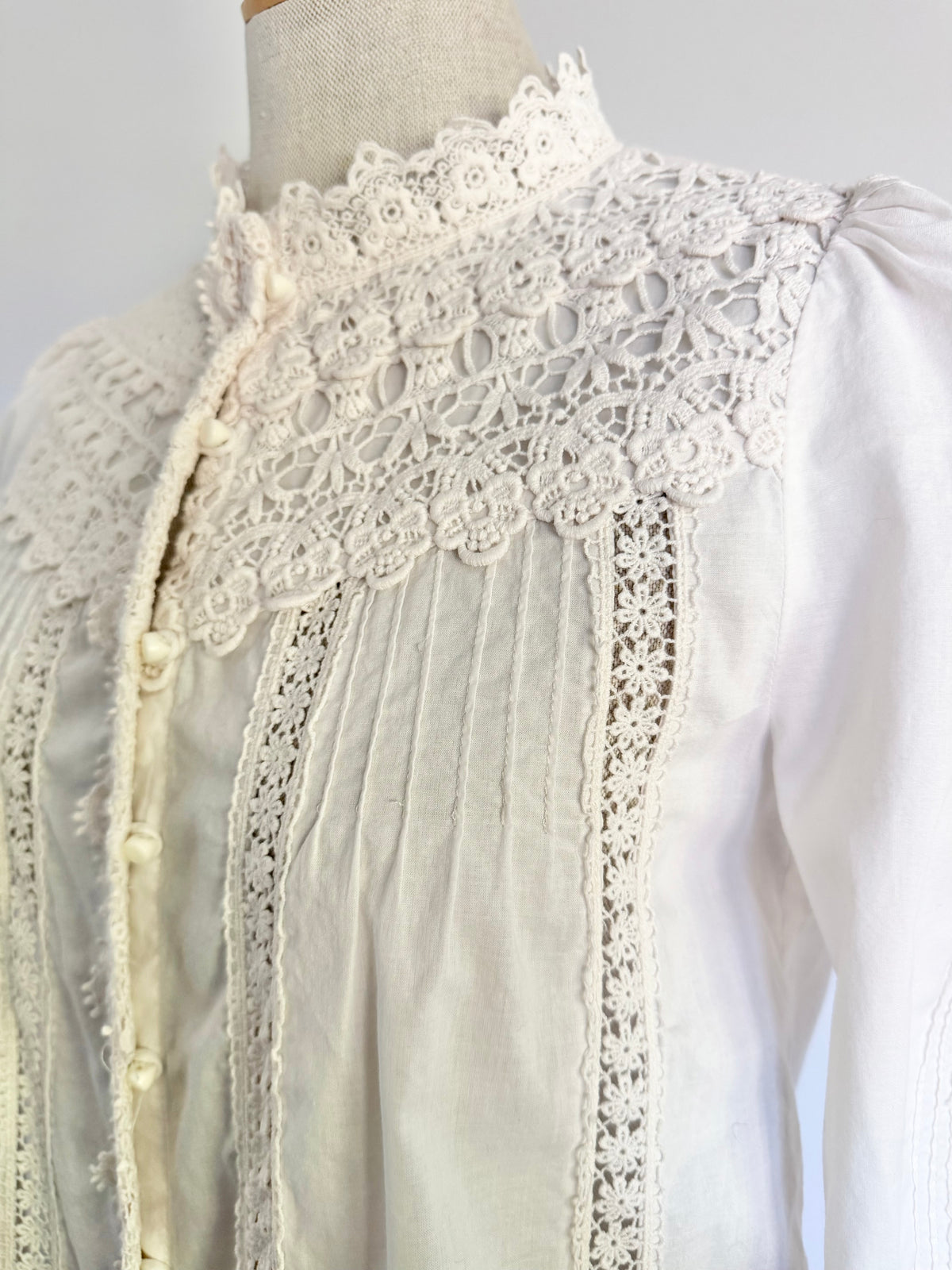 Vintage Style Lacy Cotton Blouse, Size M