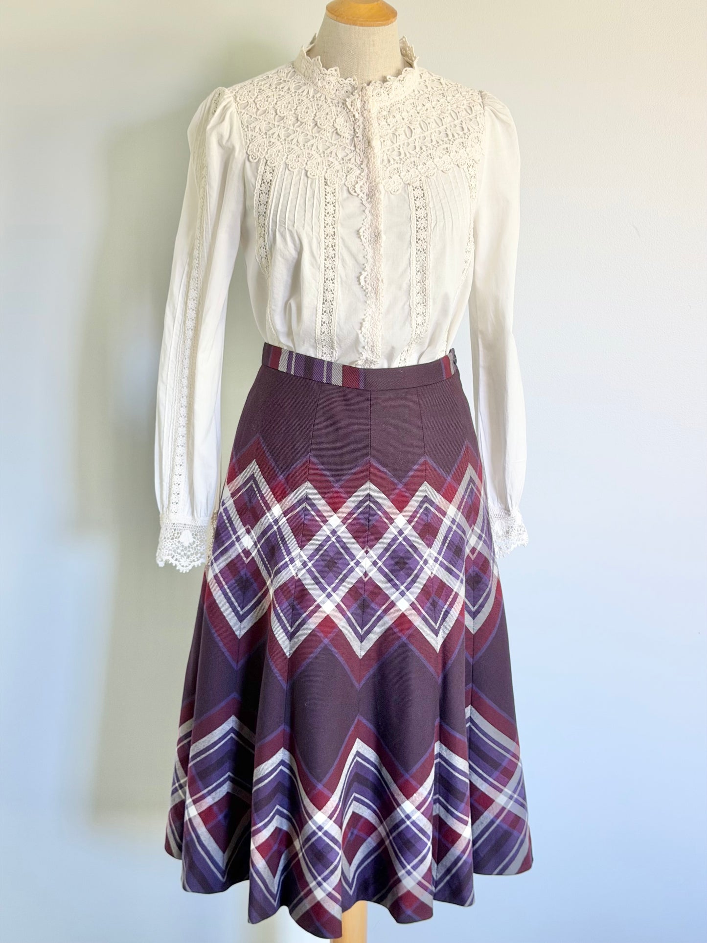Vintage Style Lacy Cotton Blouse, Size M