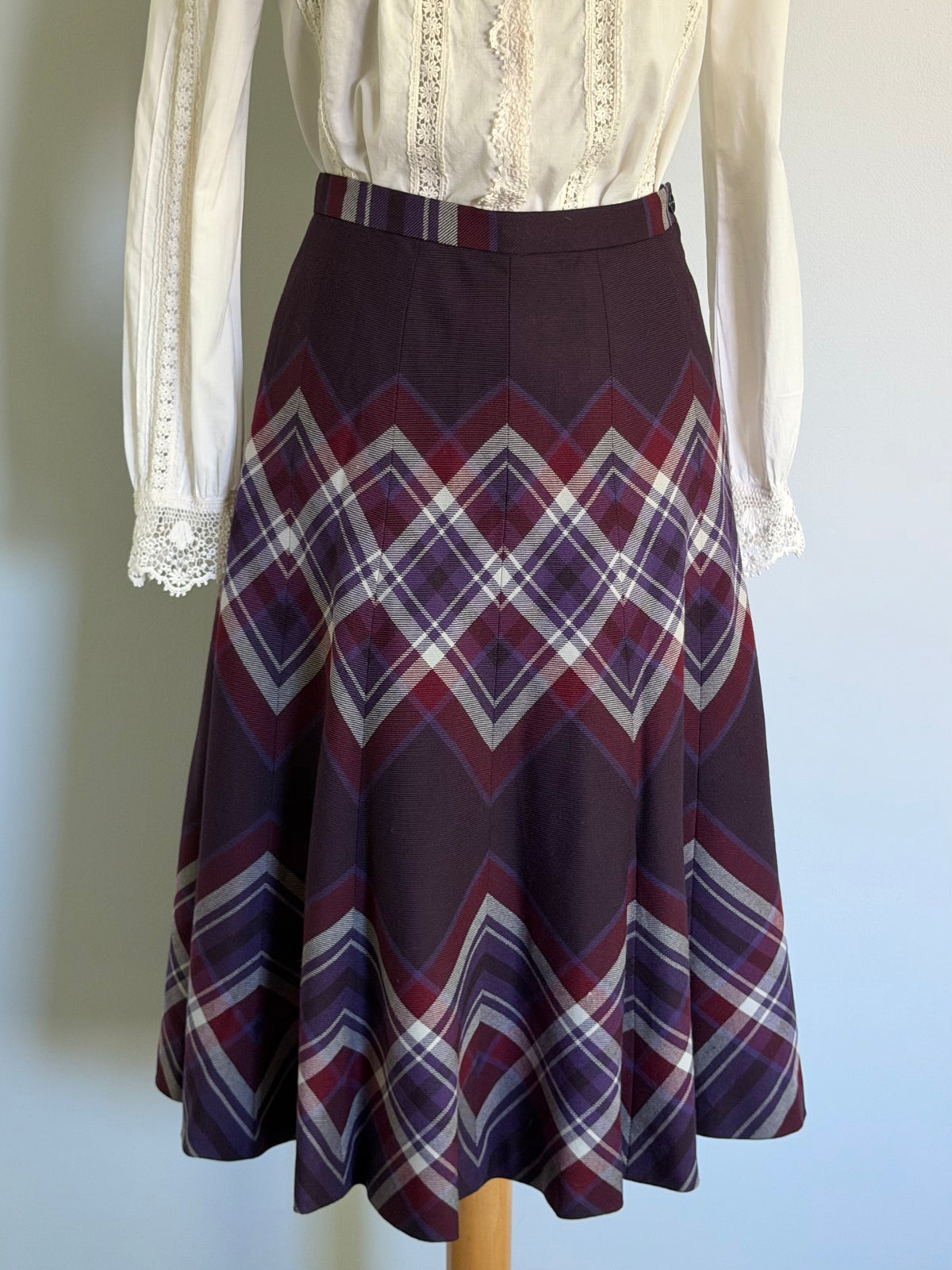 Vintage Highland Queen Panelled Plaid A-Line Skirt, Size M