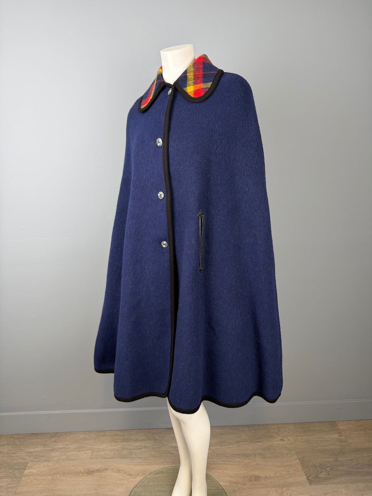 1960/70s Navy/Plaid Reversible Cape, Size M/L