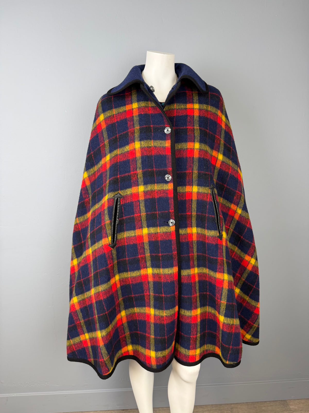 1960/70s Navy/Plaid Reversible Cape, Size M/L
