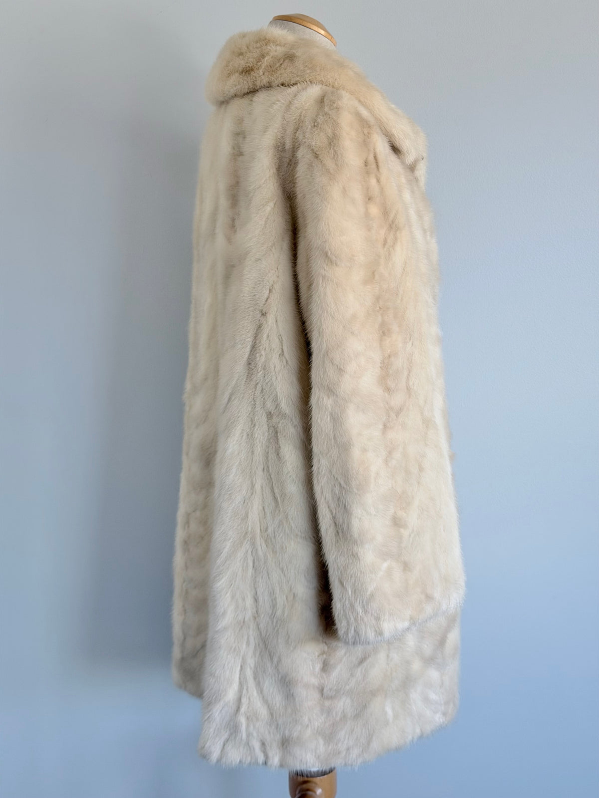 Natural Pearl Coloured Mink Coat