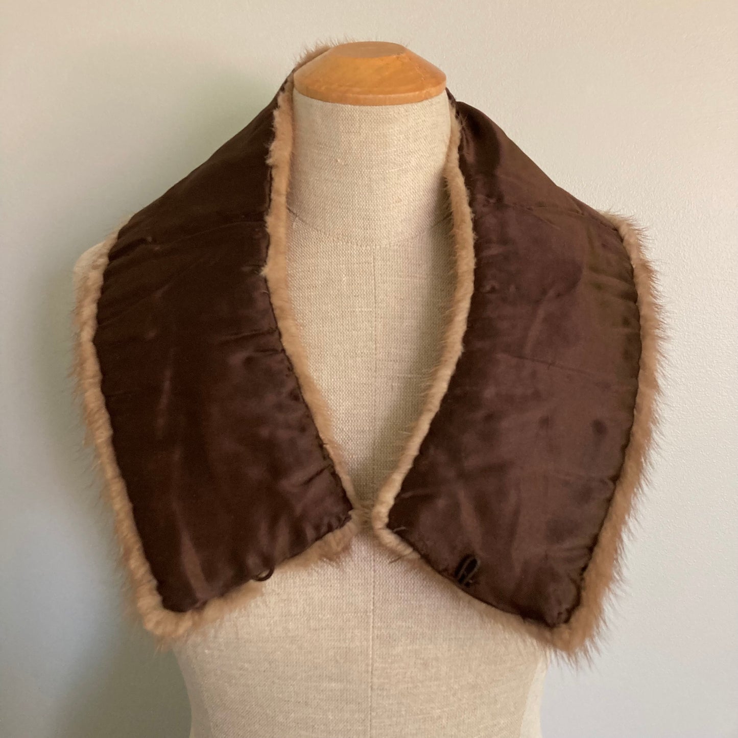 Vintage Mid Century Mink Collar