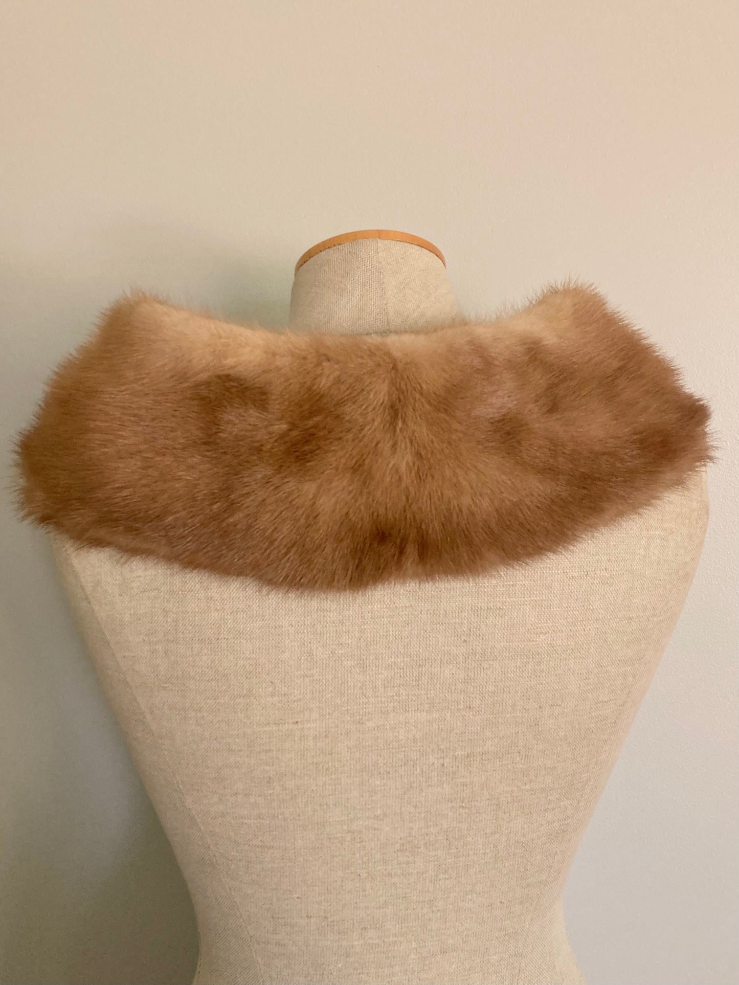 Vintage Mid Century Mink Collar