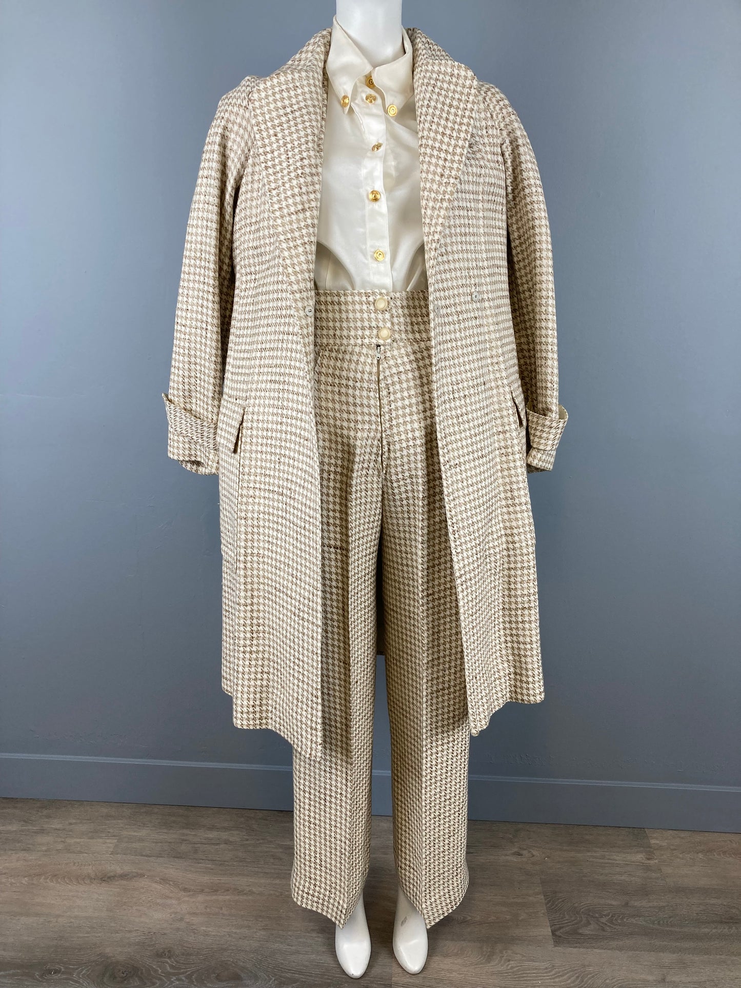 Gorgeous 1970s VALI Houndstooth Coat & Pant Suit, Size S