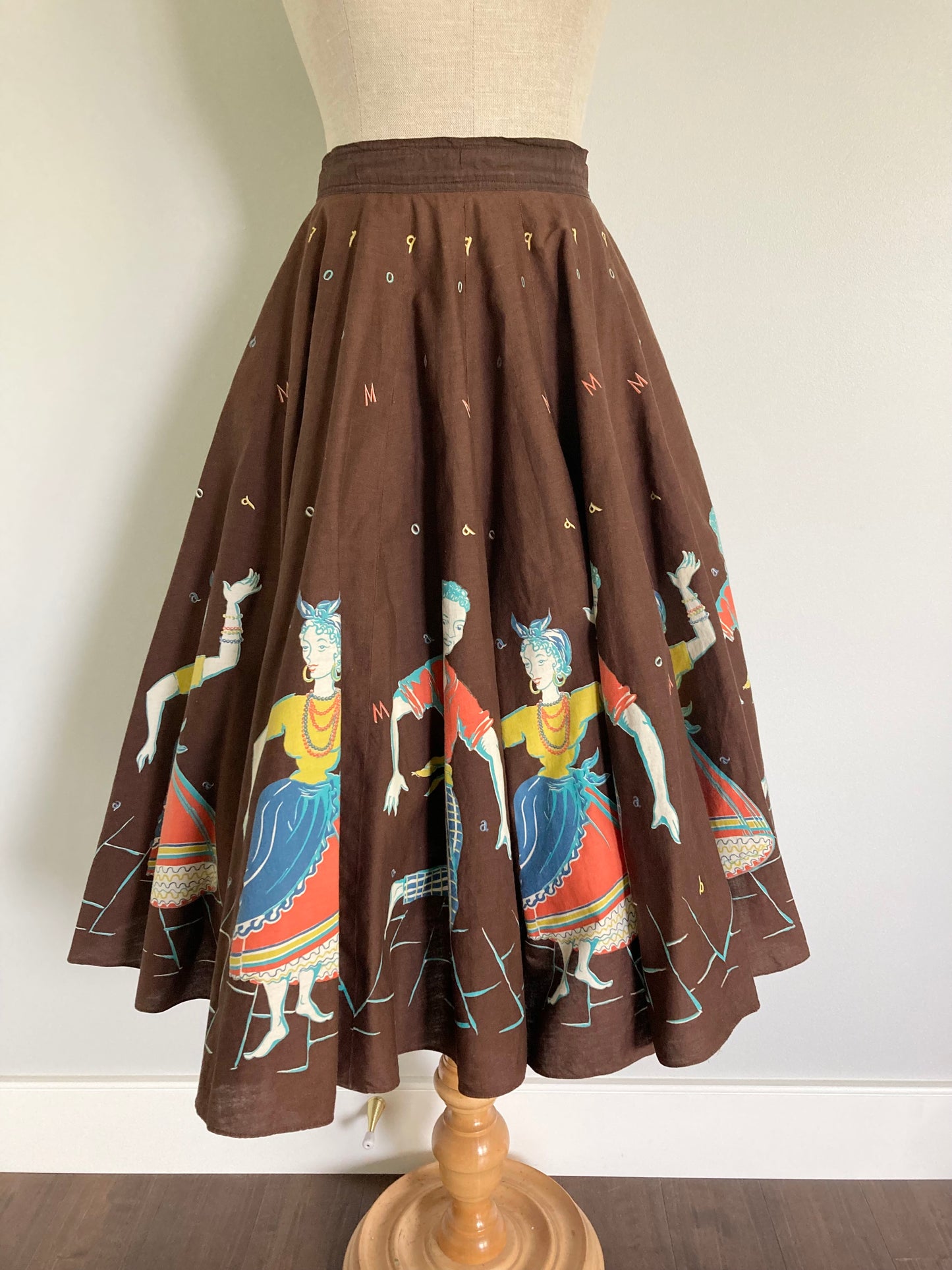 1950s Cotton Momba Print Circle Skirt, Size S