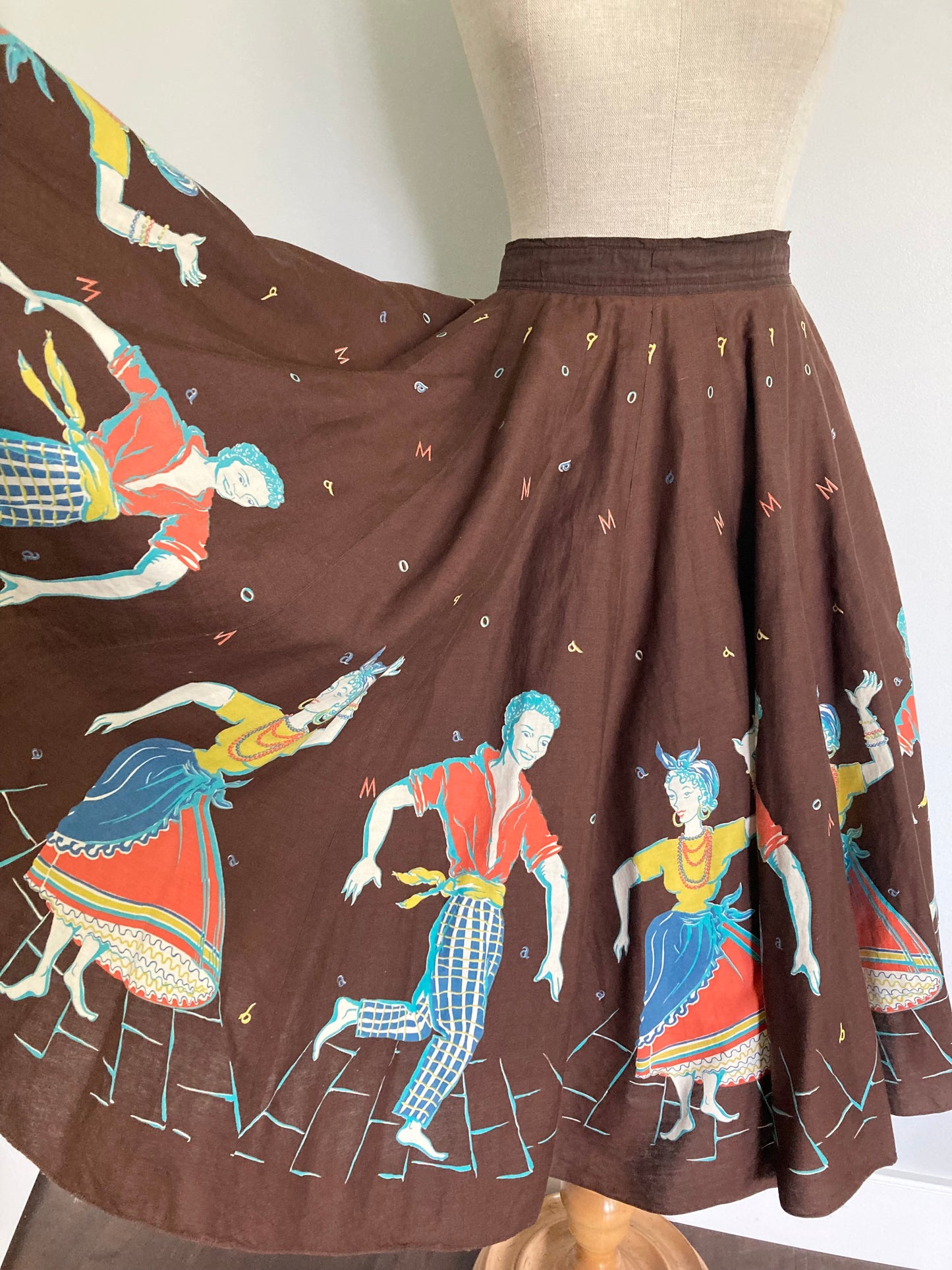 1950s Cotton Momba Print Circle Skirt, Size S
