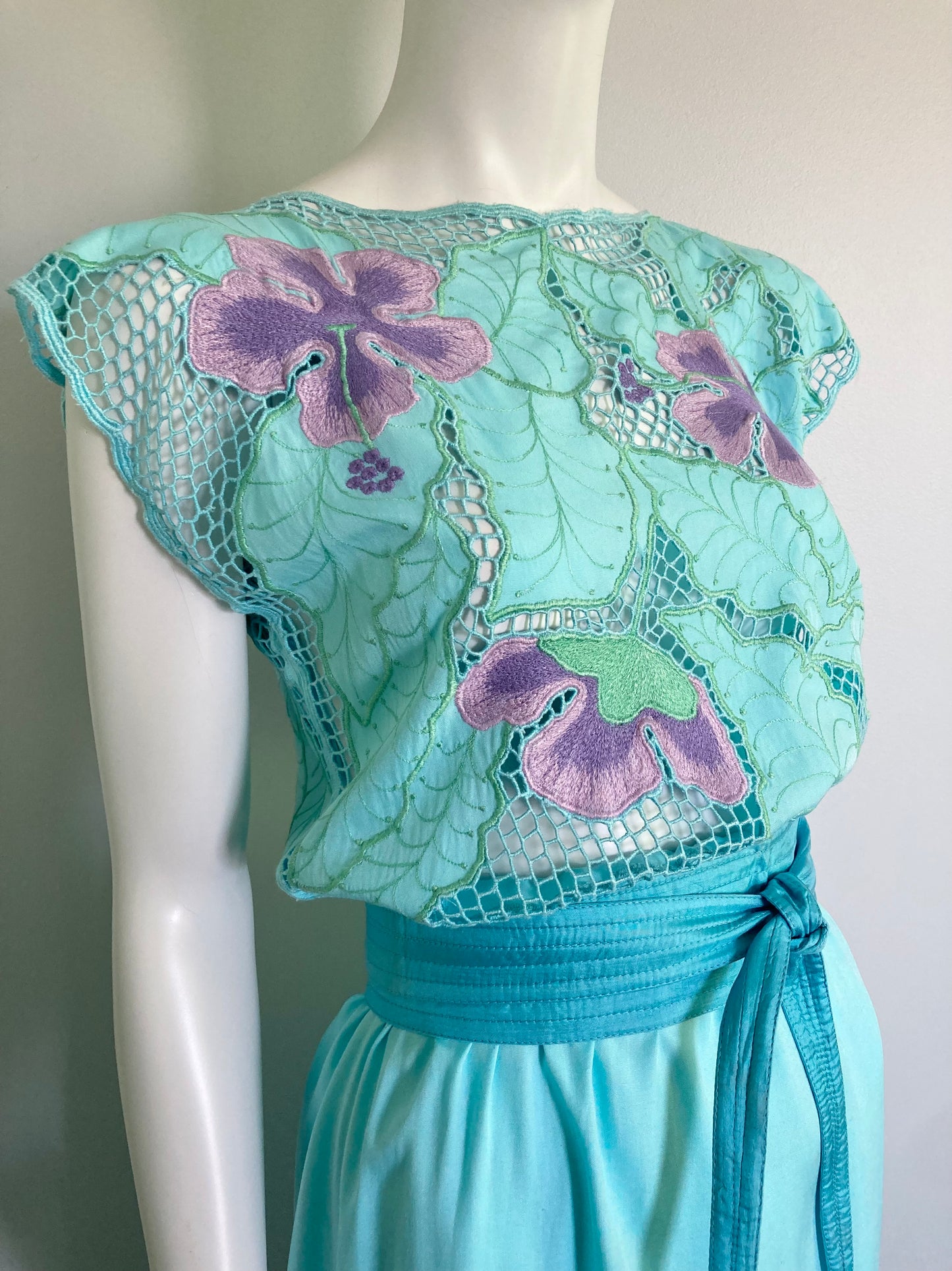 1980s Embroidered Lacework Turquoise Rayon Boho Dress, Size M