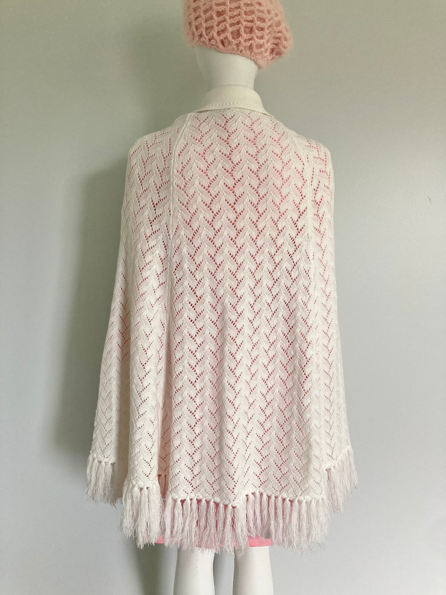 1960/70s Soft White Knit Lace Poncho Cape, O/S