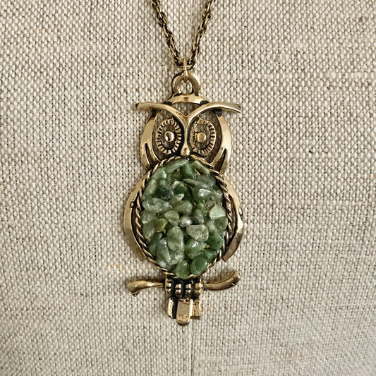 1970s Chipped Jade Owl Pendant Necklace
