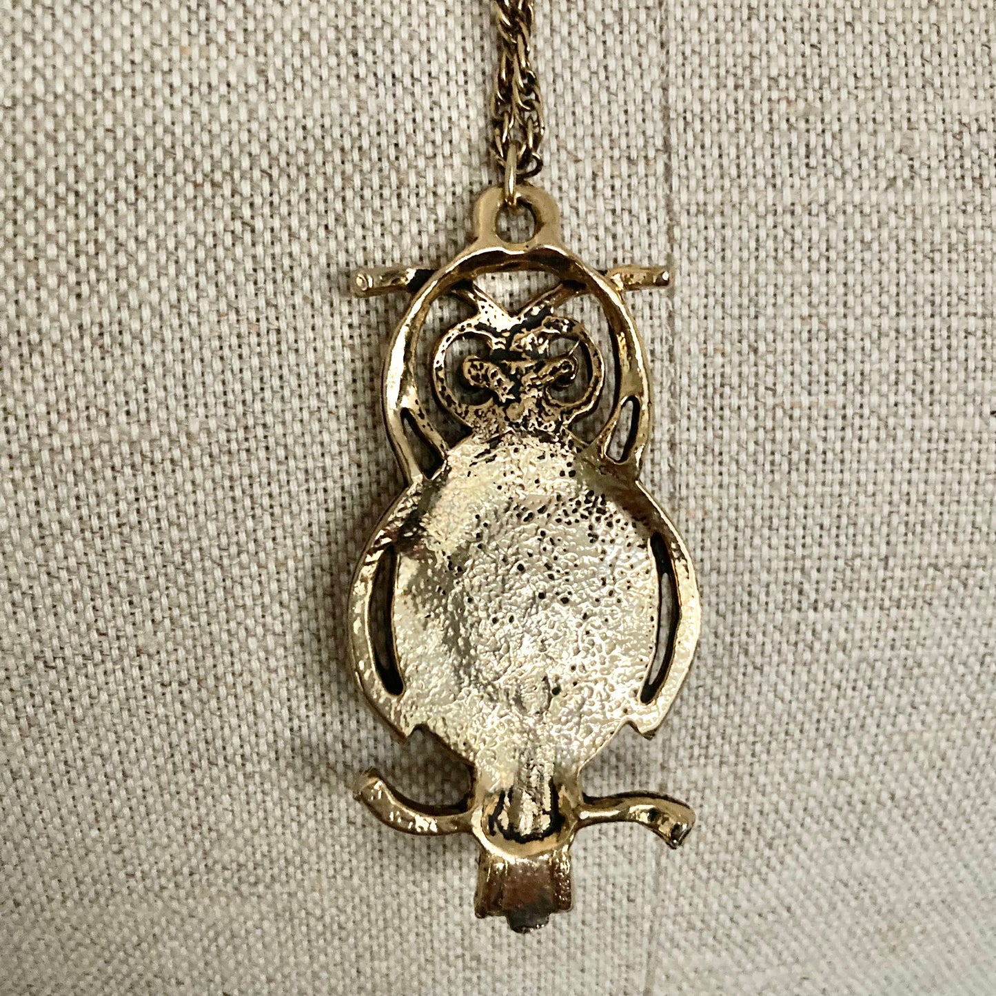 1970s Chipped Jade Owl Pendant Necklace