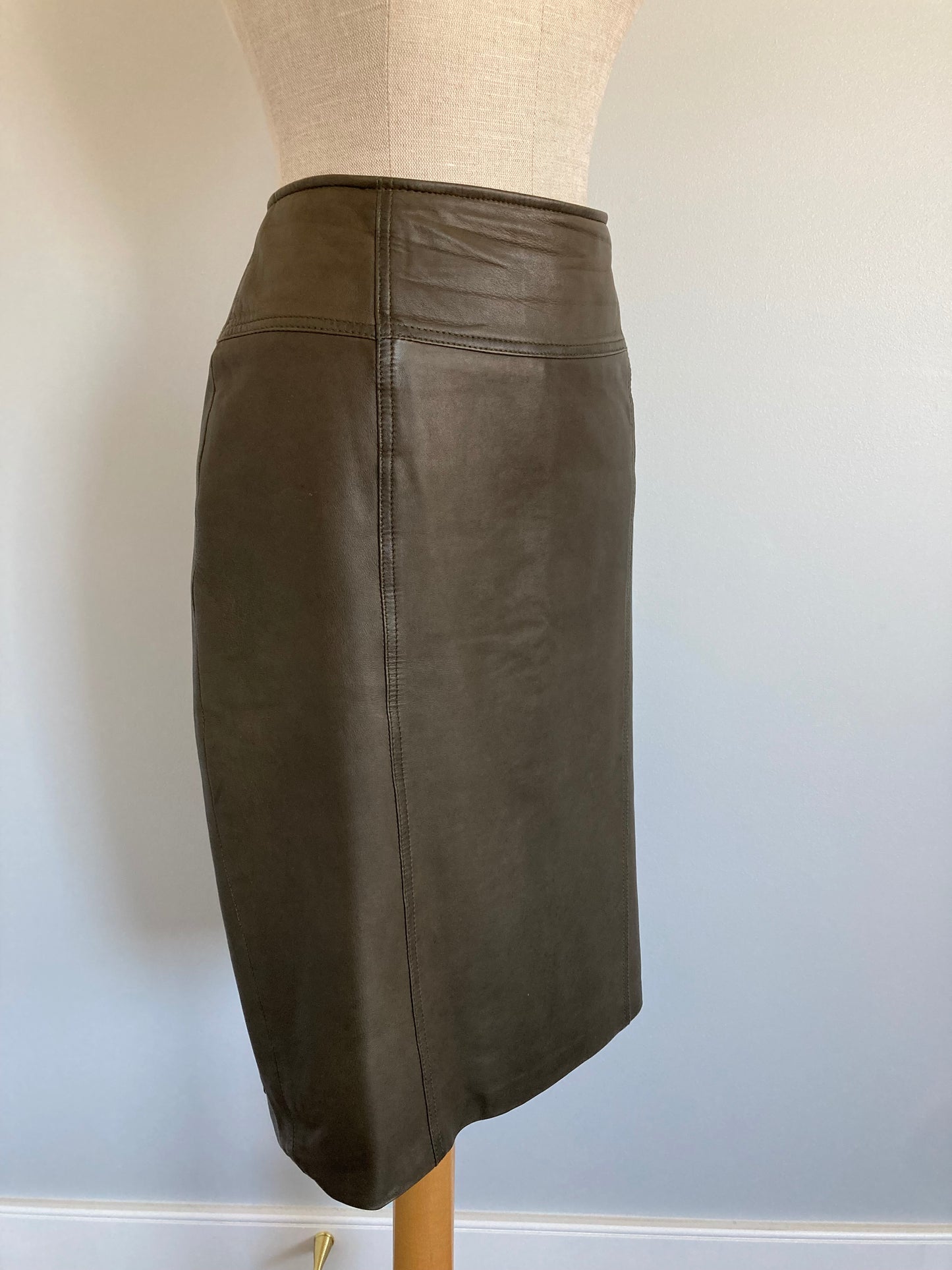 90s Olive Green Leather Pencil Skirt, Size 8 (M)
