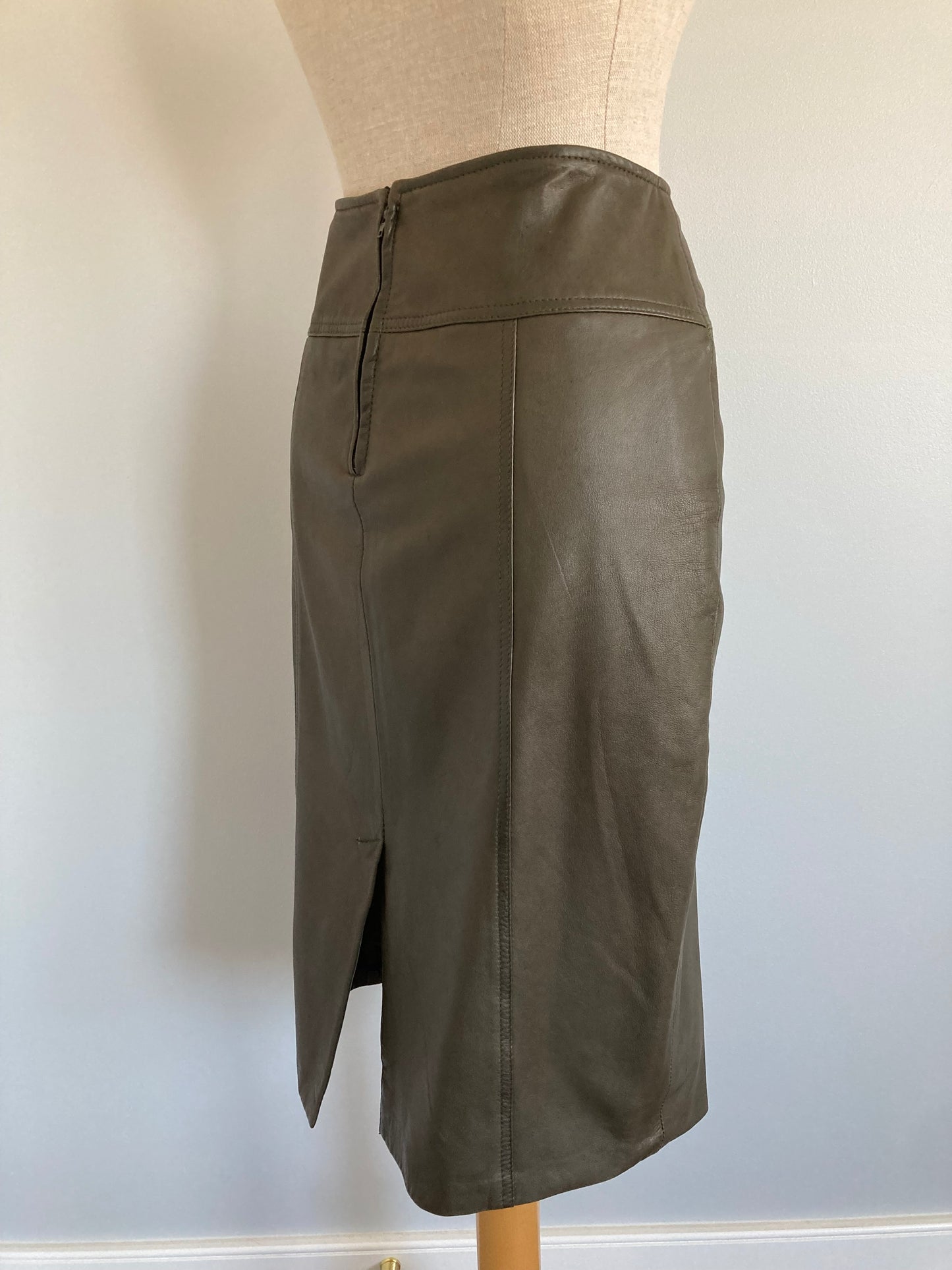 90s Olive Green Leather Pencil Skirt, Size 8 (M)