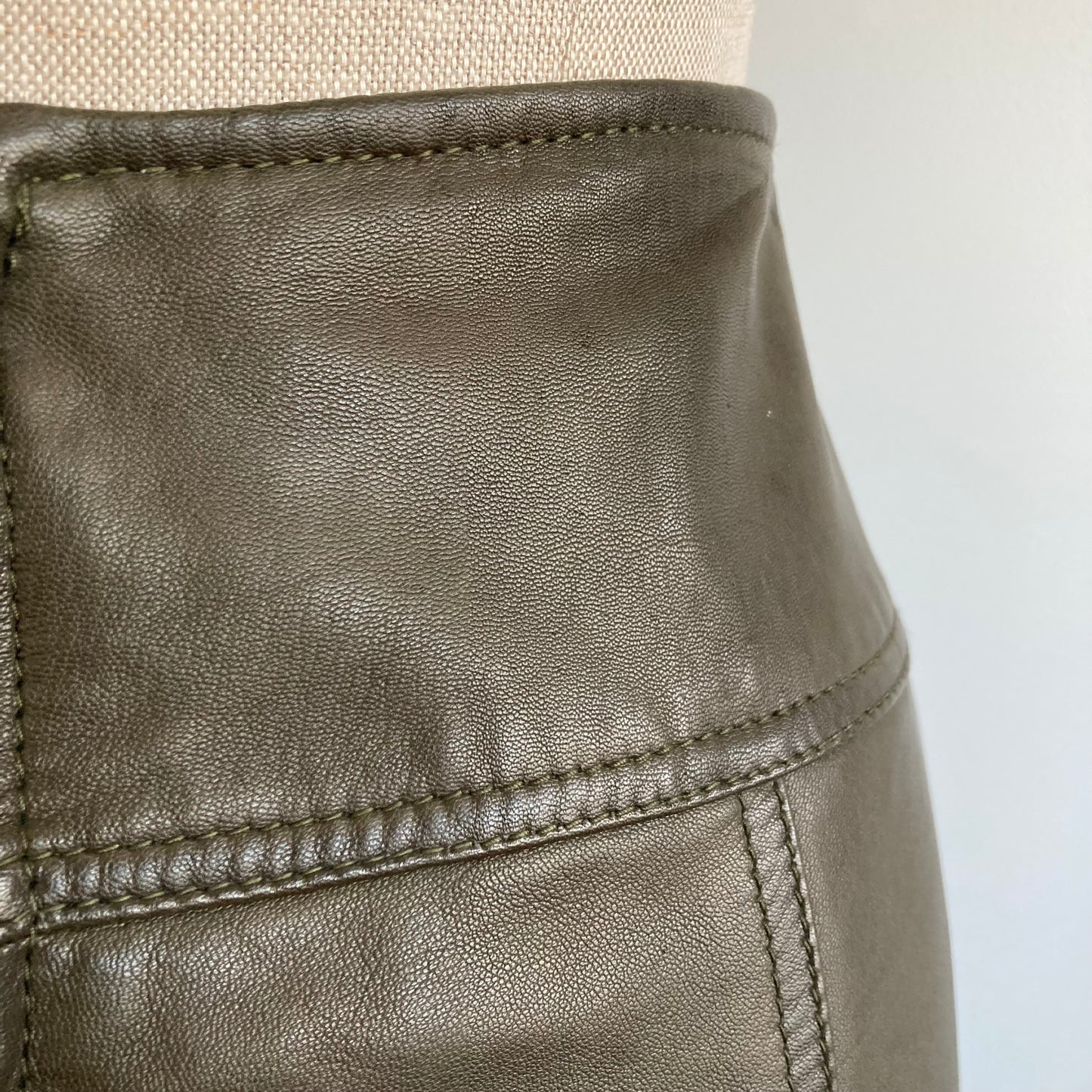 90s Olive Green Leather Pencil Skirt, Size 8 (M)