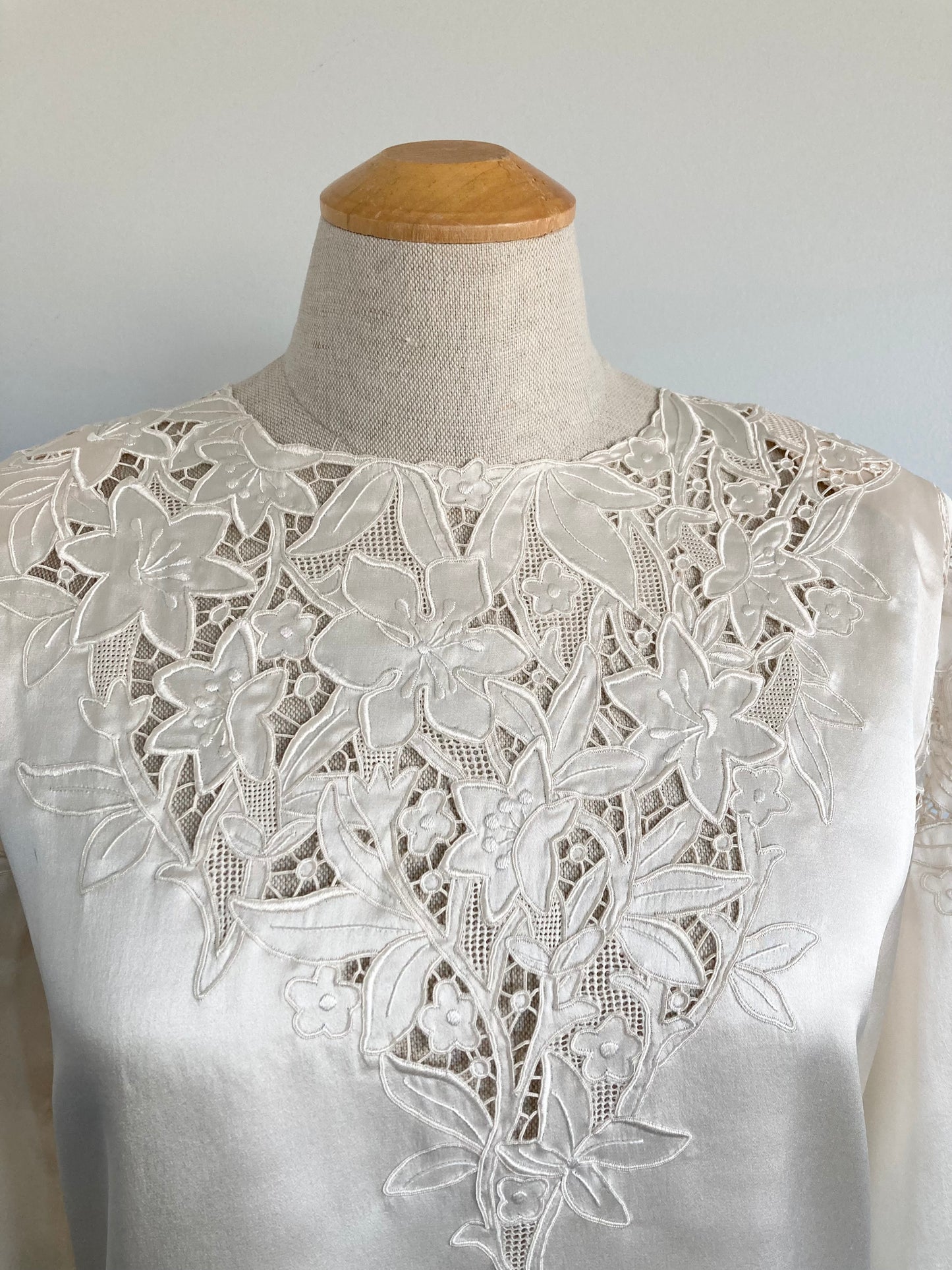 80s Hand Embroidered Silk Long Sleeve Blouse, Size M (36)