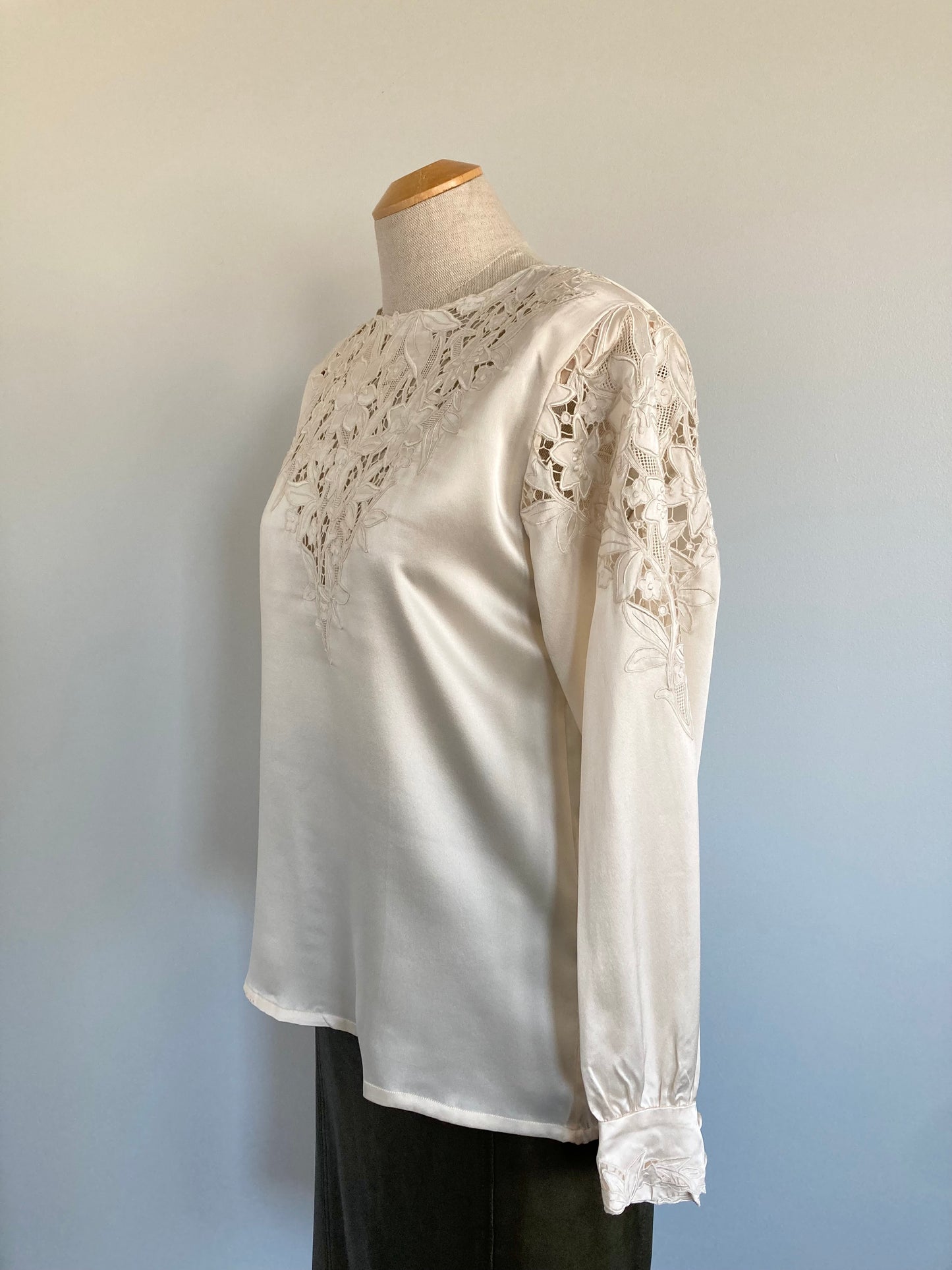 80s Hand Embroidered Silk Long Sleeve Blouse, Size M (36)