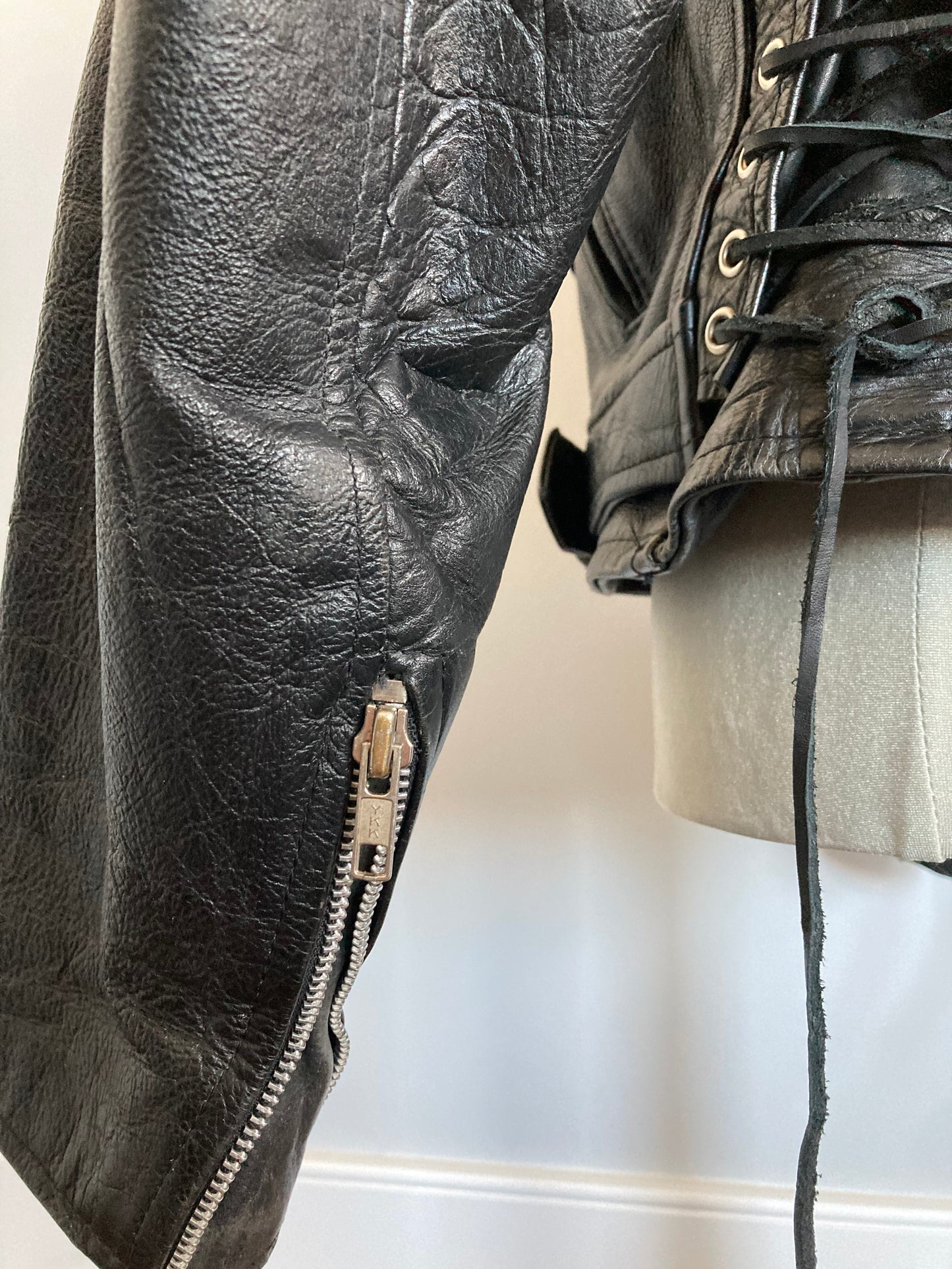 Men's 1970s Black Leather Biker Jacket