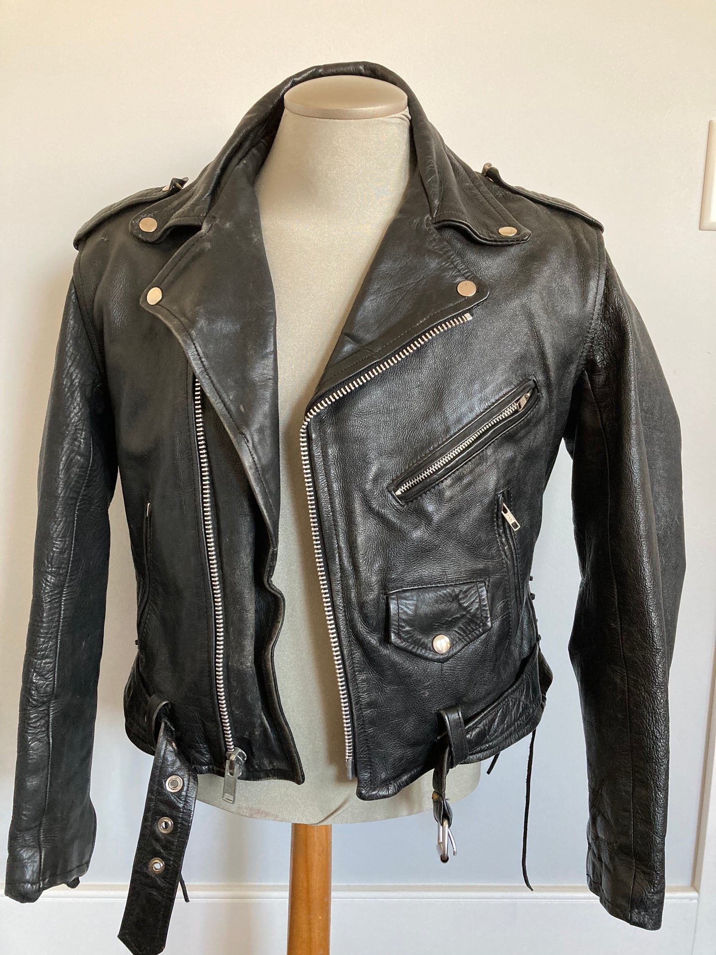 Men's 1970s Black Leather Biker Jacket
