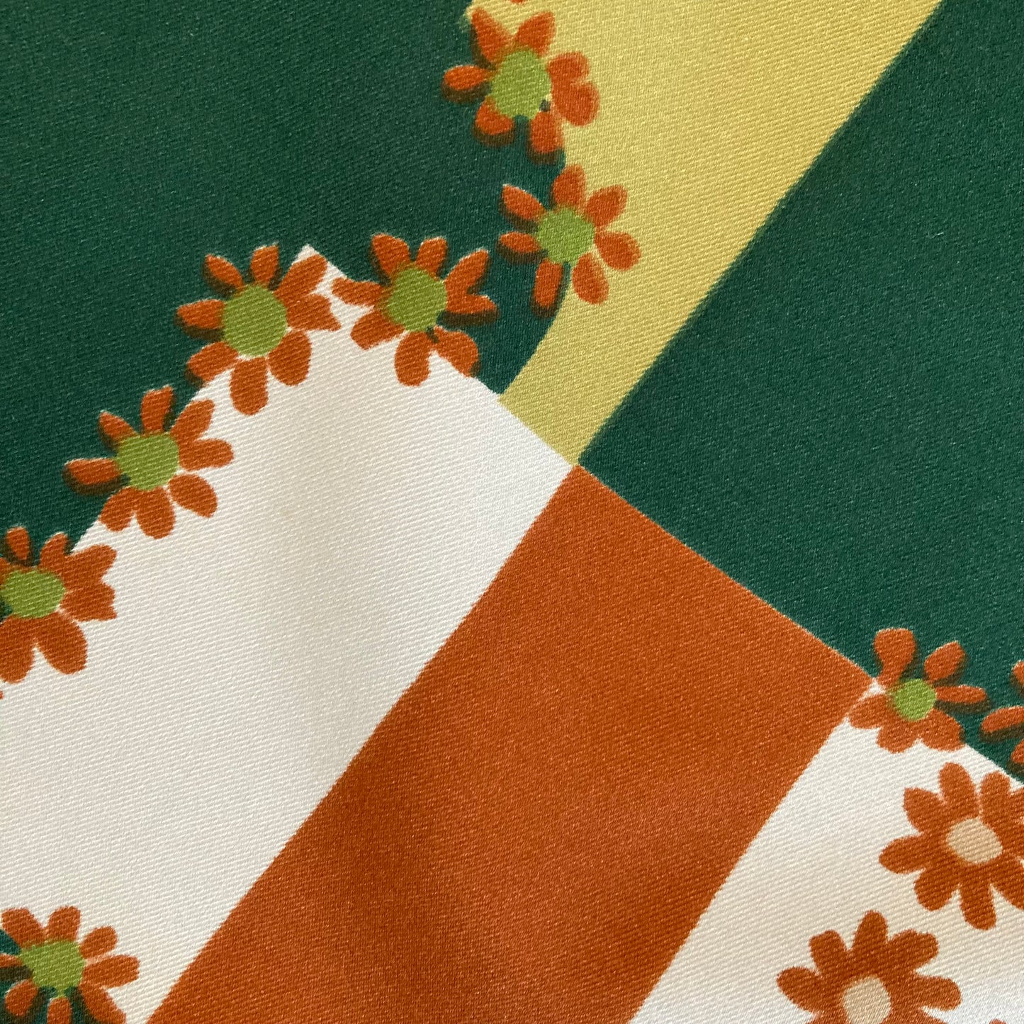 1970s Italian Daisy Print Large Square Scarf