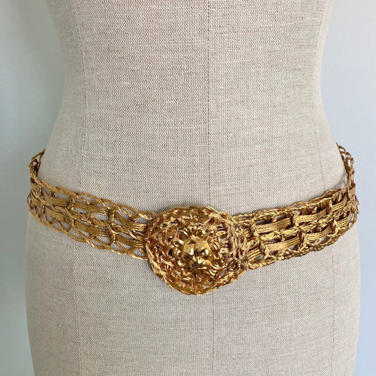 1980s Gold Wire Lion's Head Belt