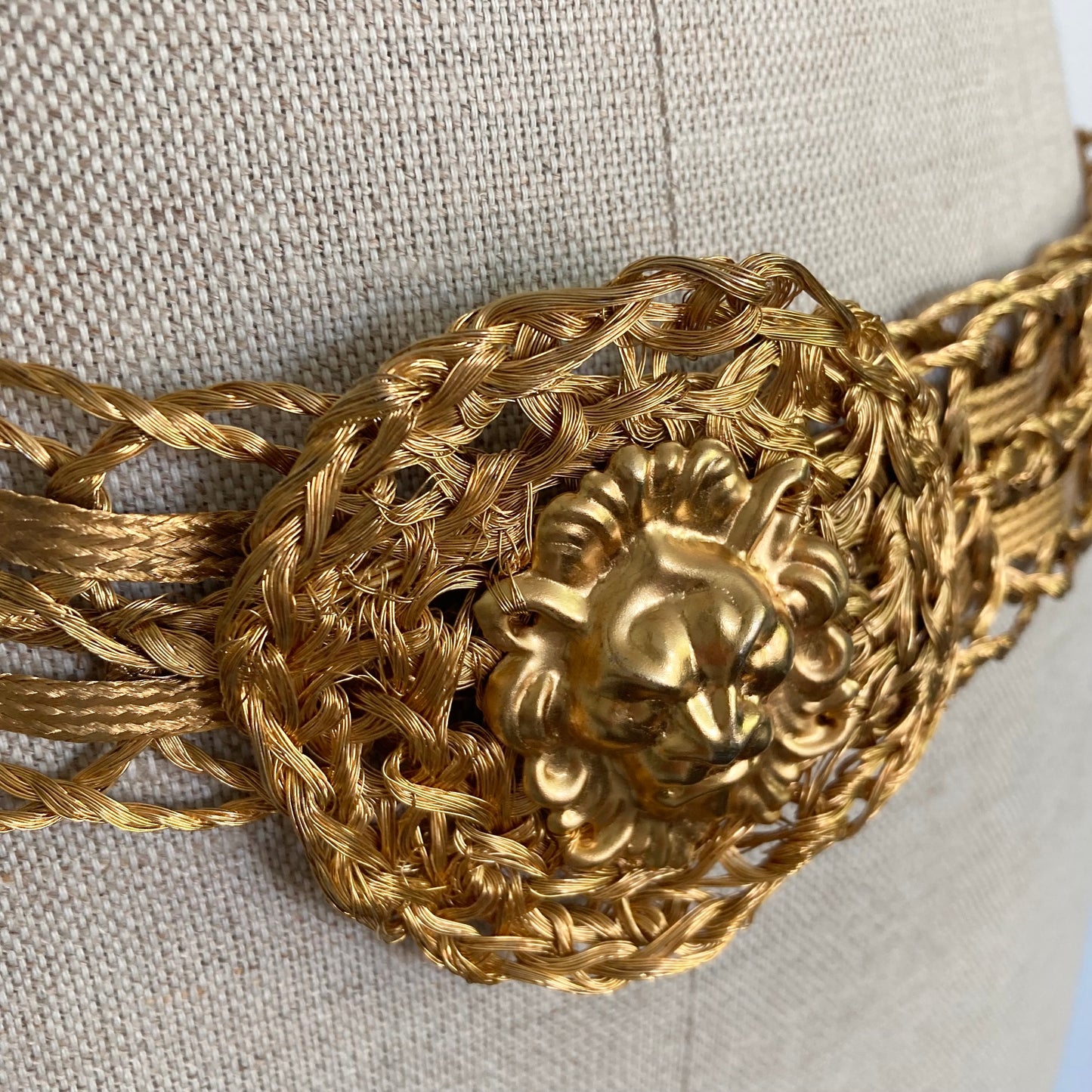 1980s Gold Wire Lion's Head Belt